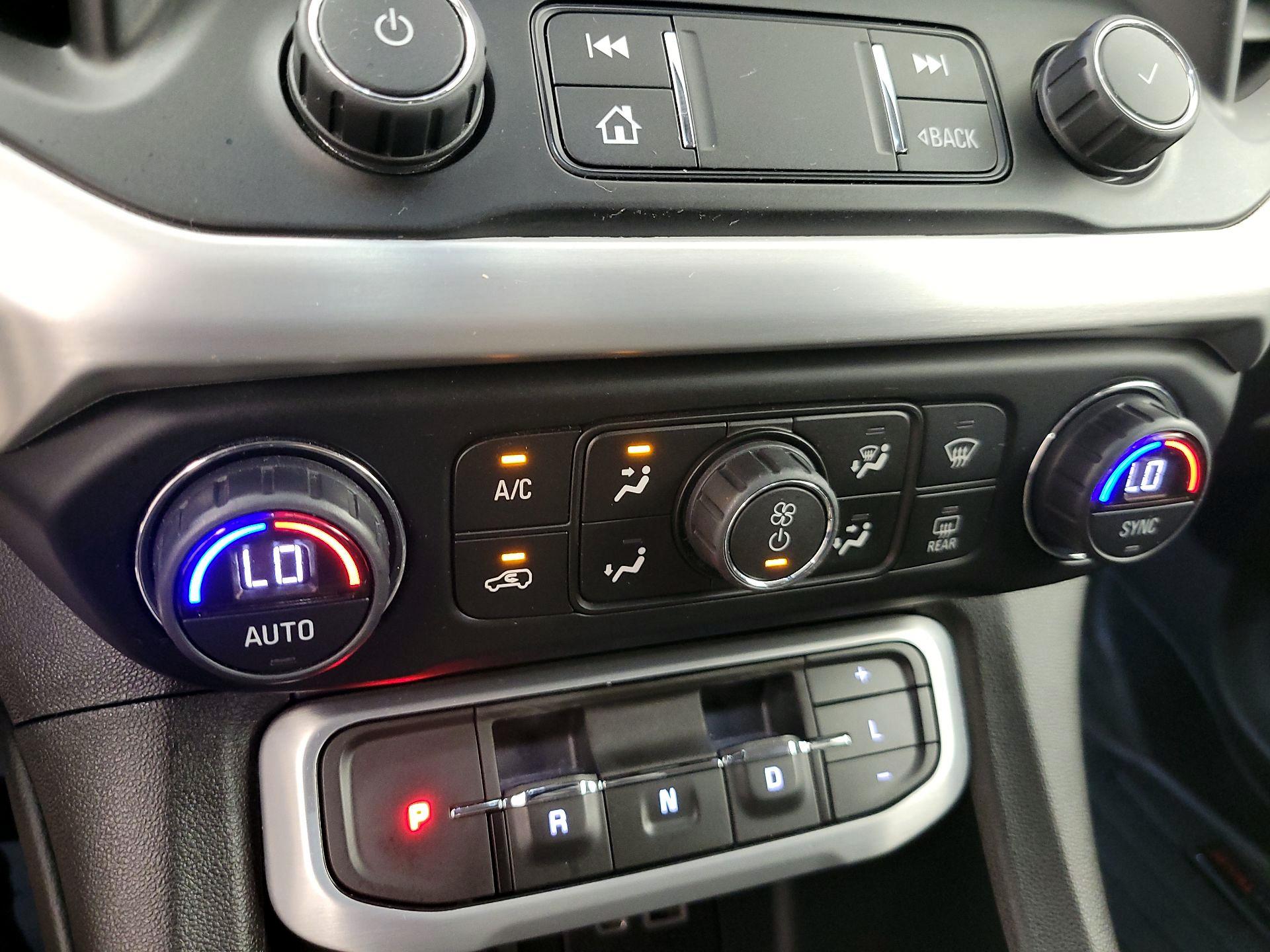 Thumbnail: 2021 GMC Acadia - 17