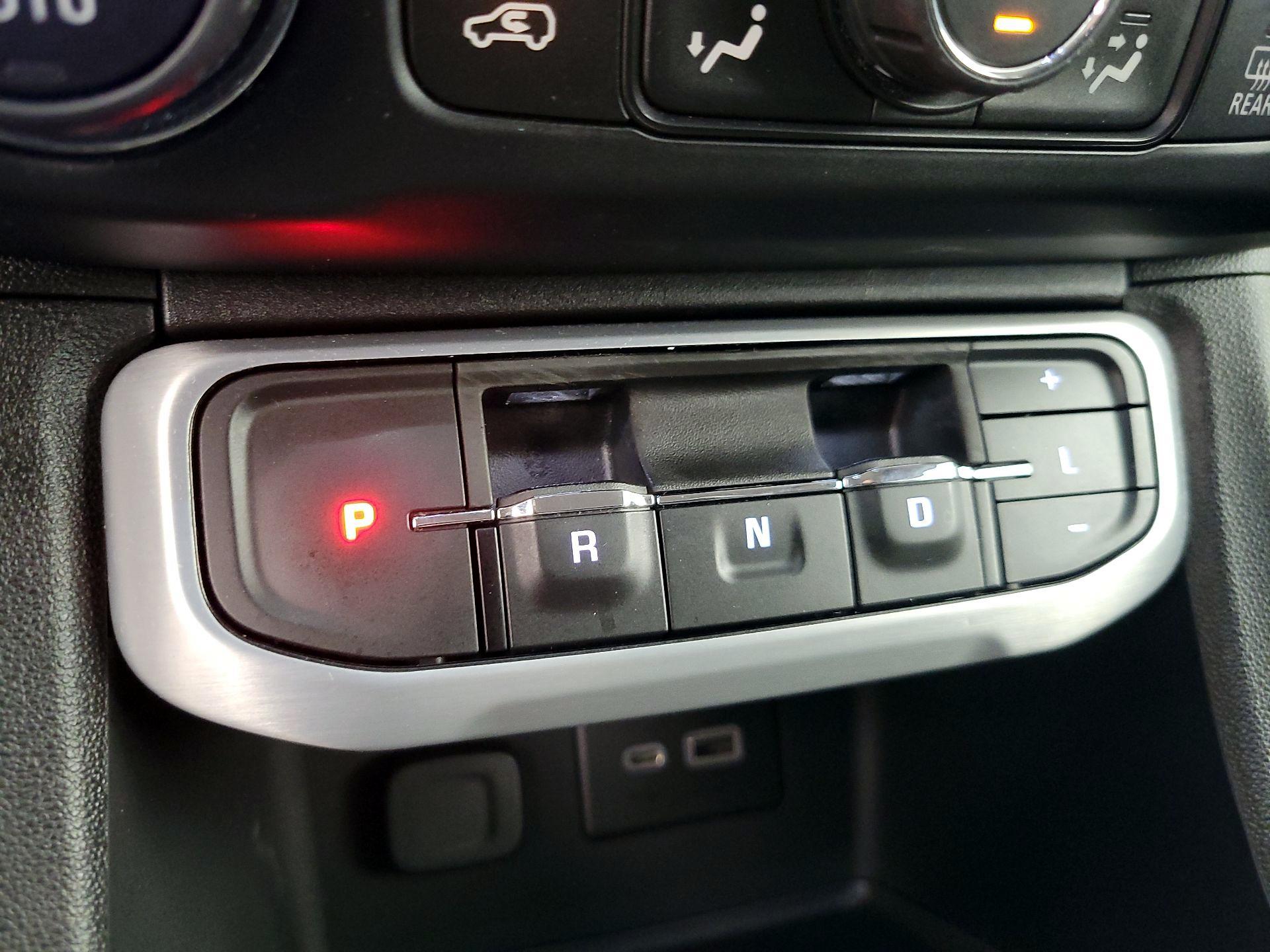 Thumbnail: 2021 GMC Acadia - 18