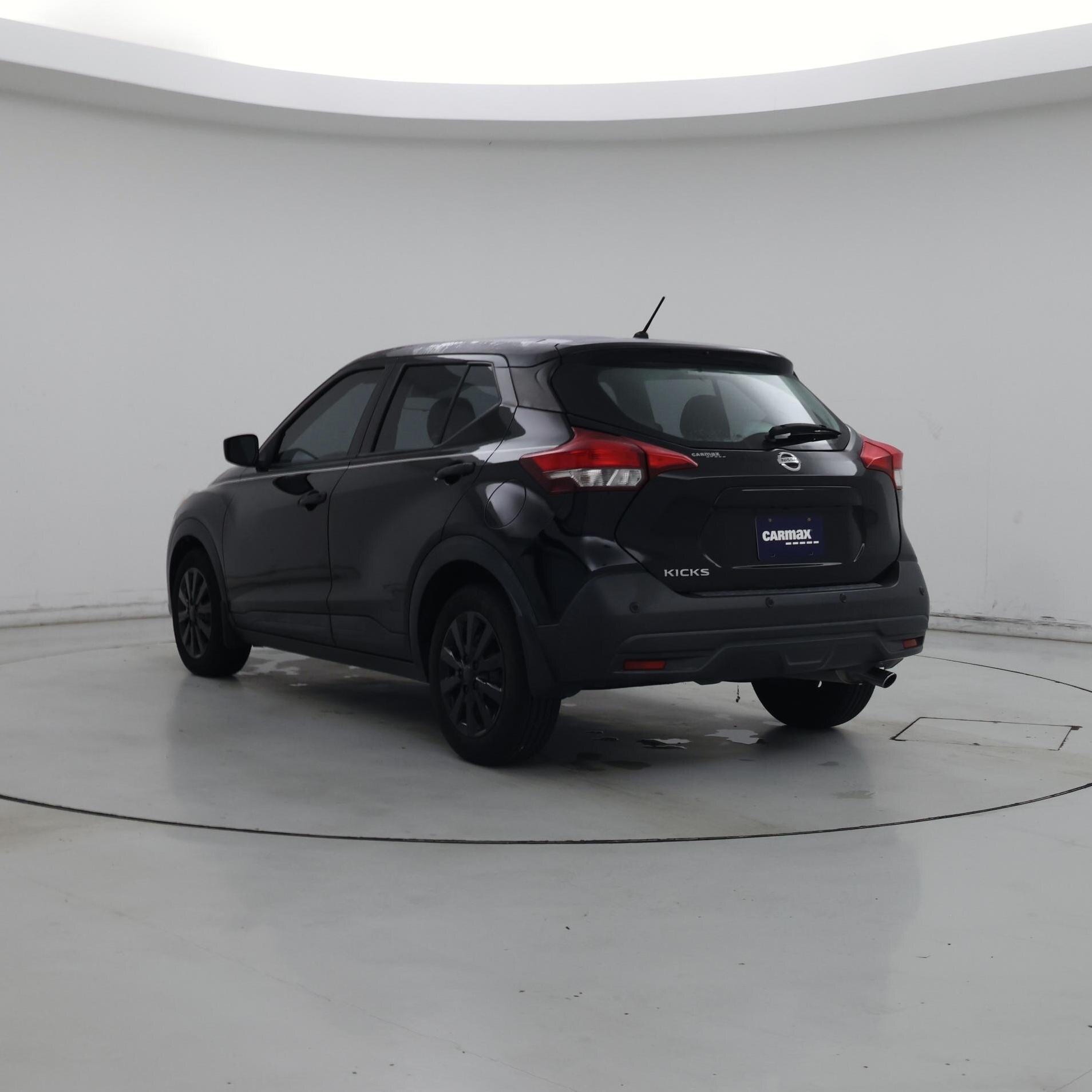 Thumbnail: 2020 Nissan Kicks - 2