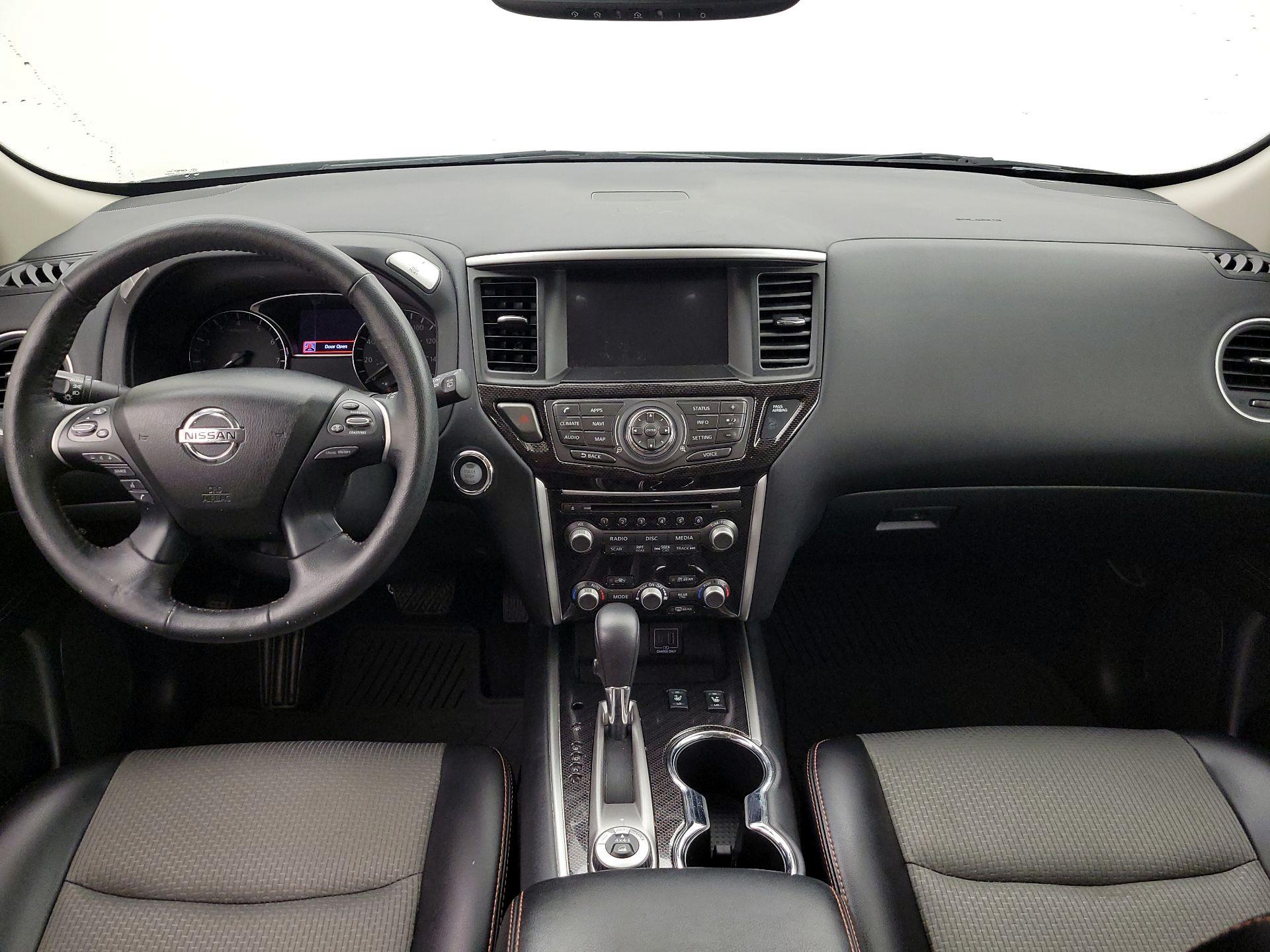 Thumbnail: 2019 Nissan Pathfinder - 9