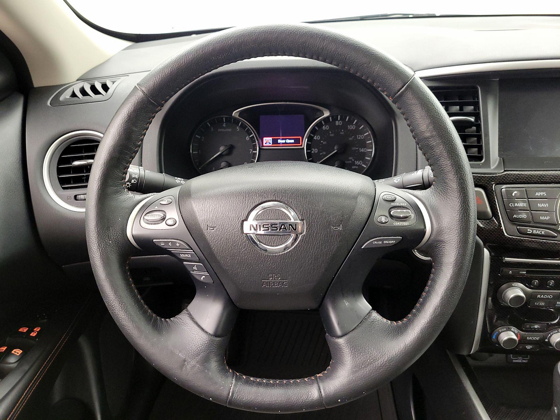 Thumbnail: 2019 Nissan Pathfinder - 10