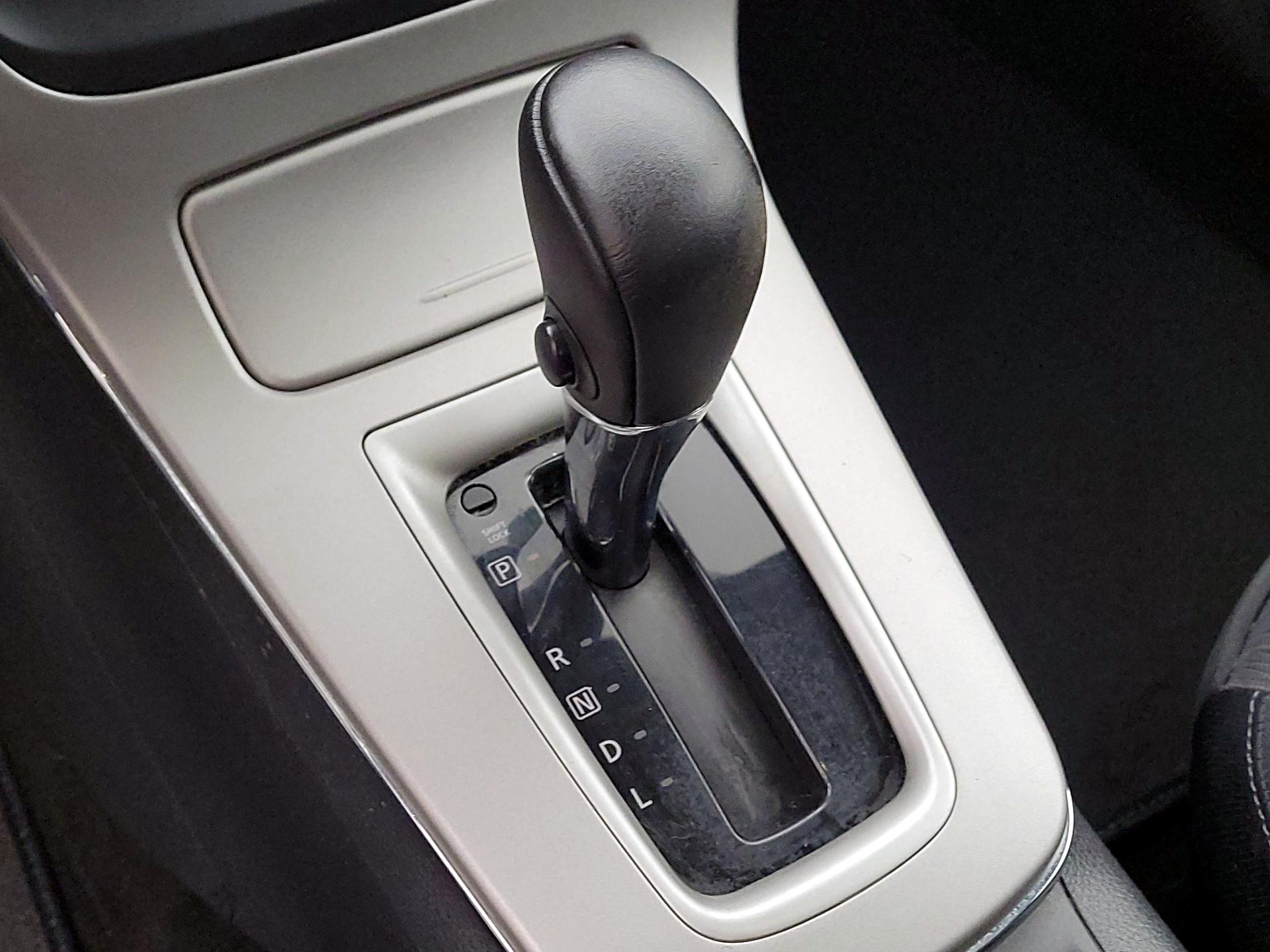Thumbnail: 2015 Nissan Sentra - 17