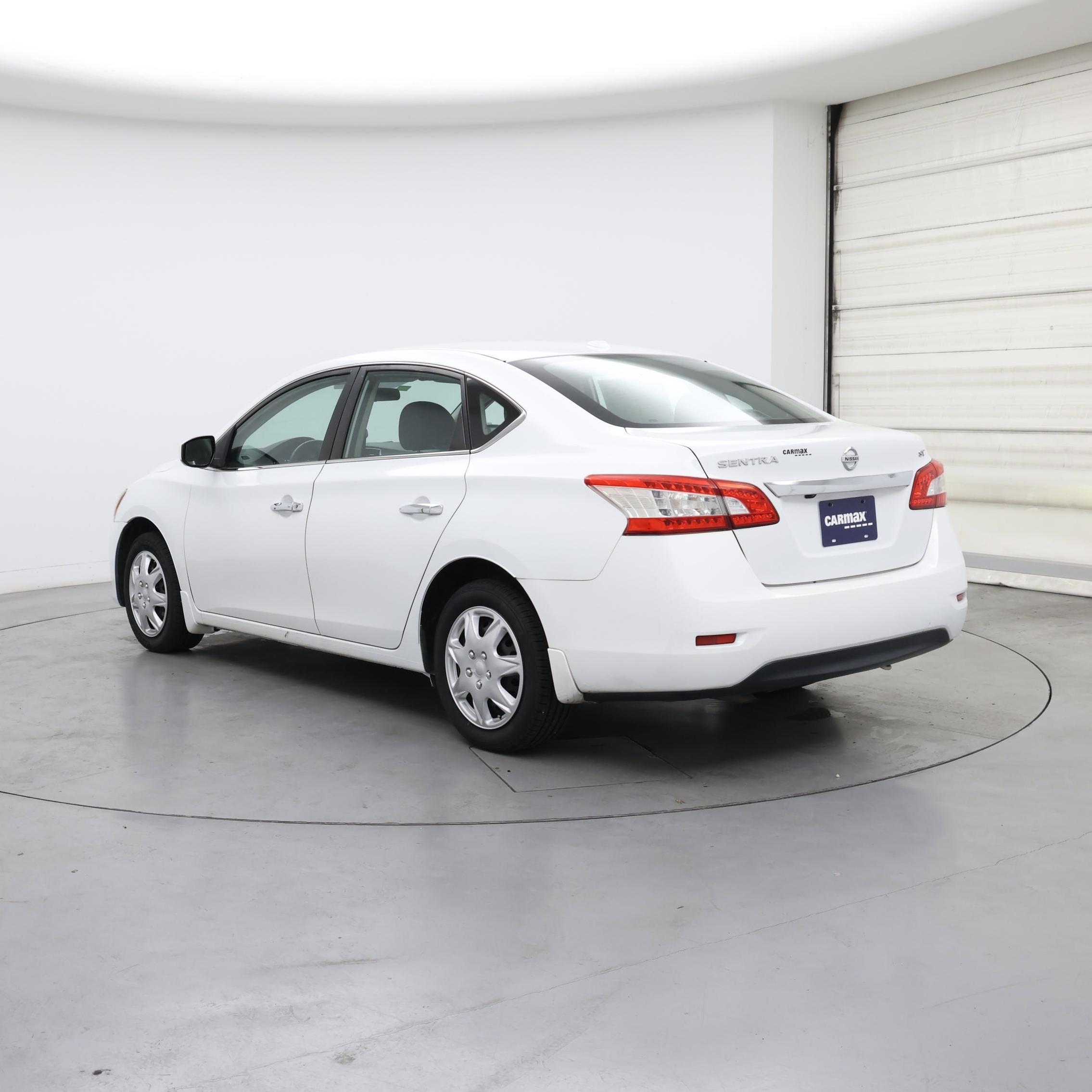 Thumbnail: 2015 Nissan Sentra - 2