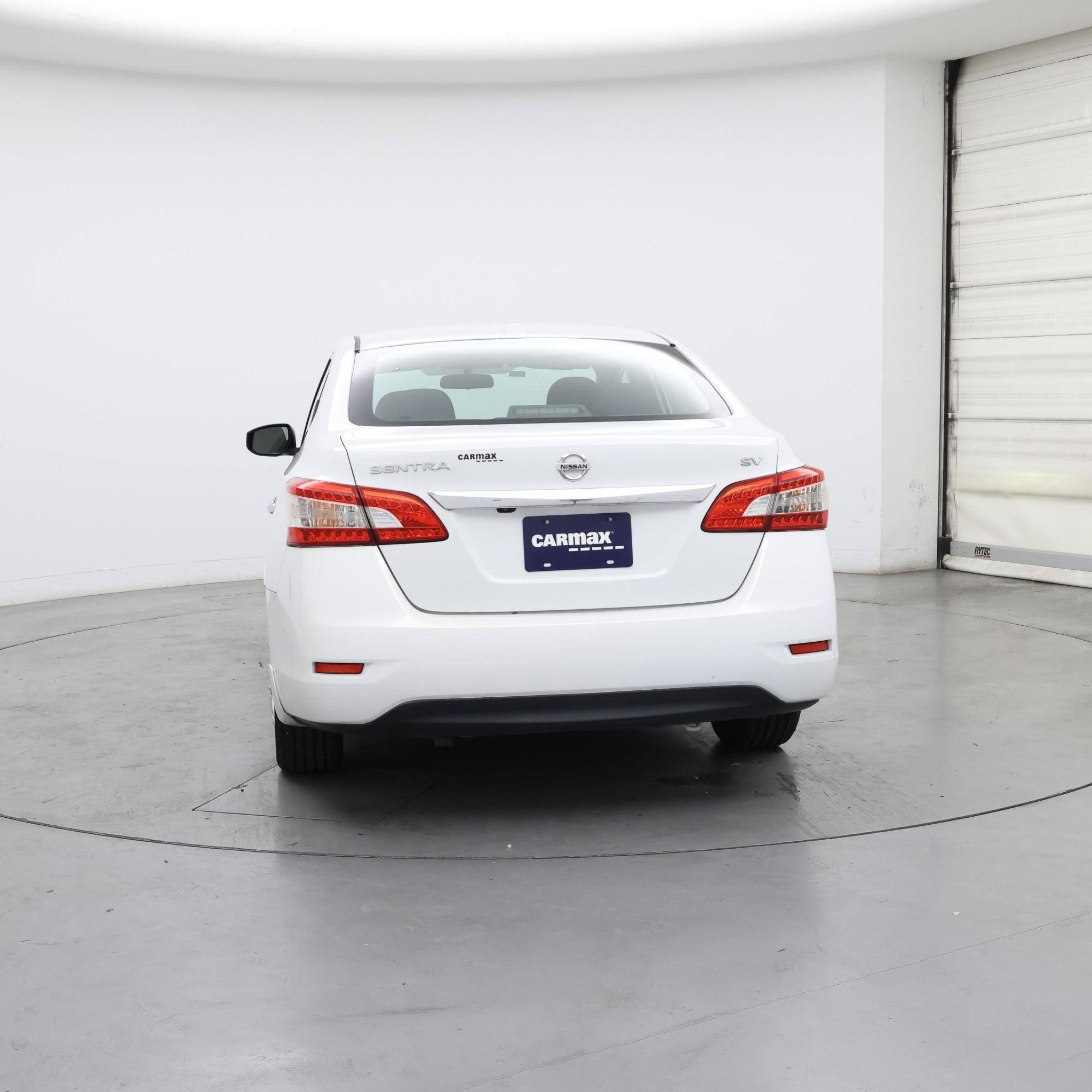 Thumbnail: 2015 Nissan Sentra - 6