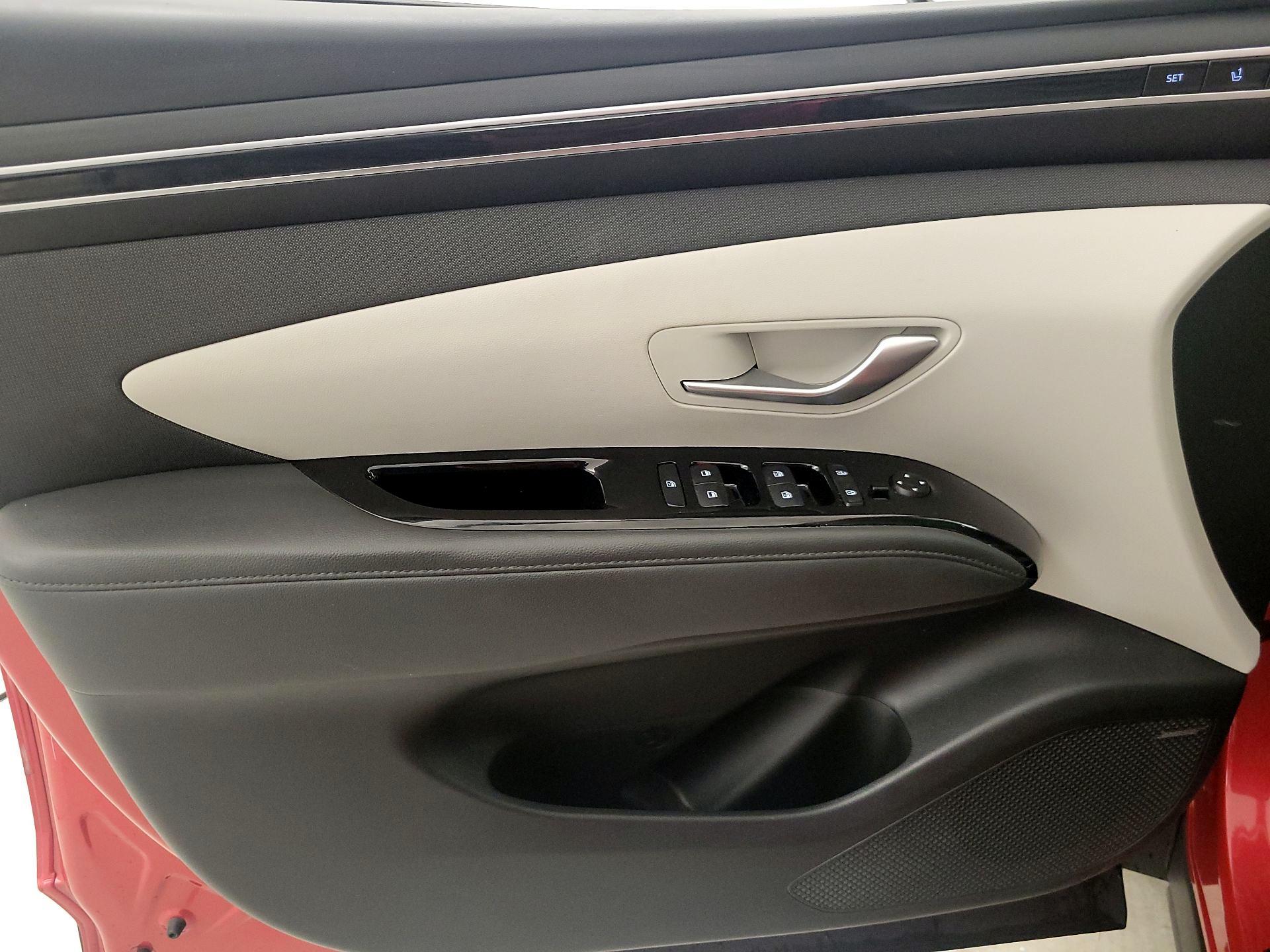 Thumbnail: 2022 Hyundai Tucson - 12