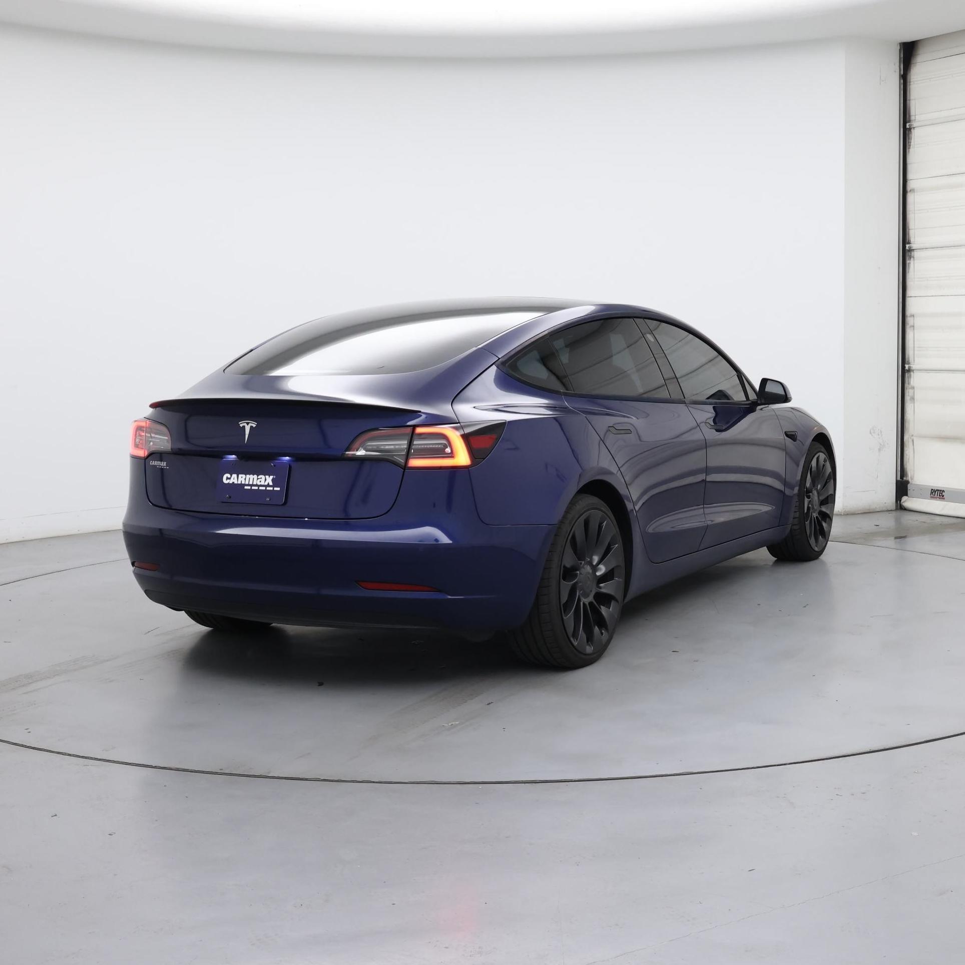 Thumbnail: 2022 Tesla Model 3 - 8