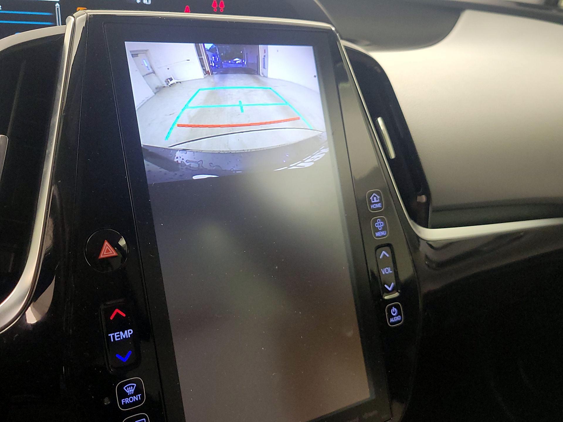 Thumbnail: 2019 Toyota Prius Prime - 15