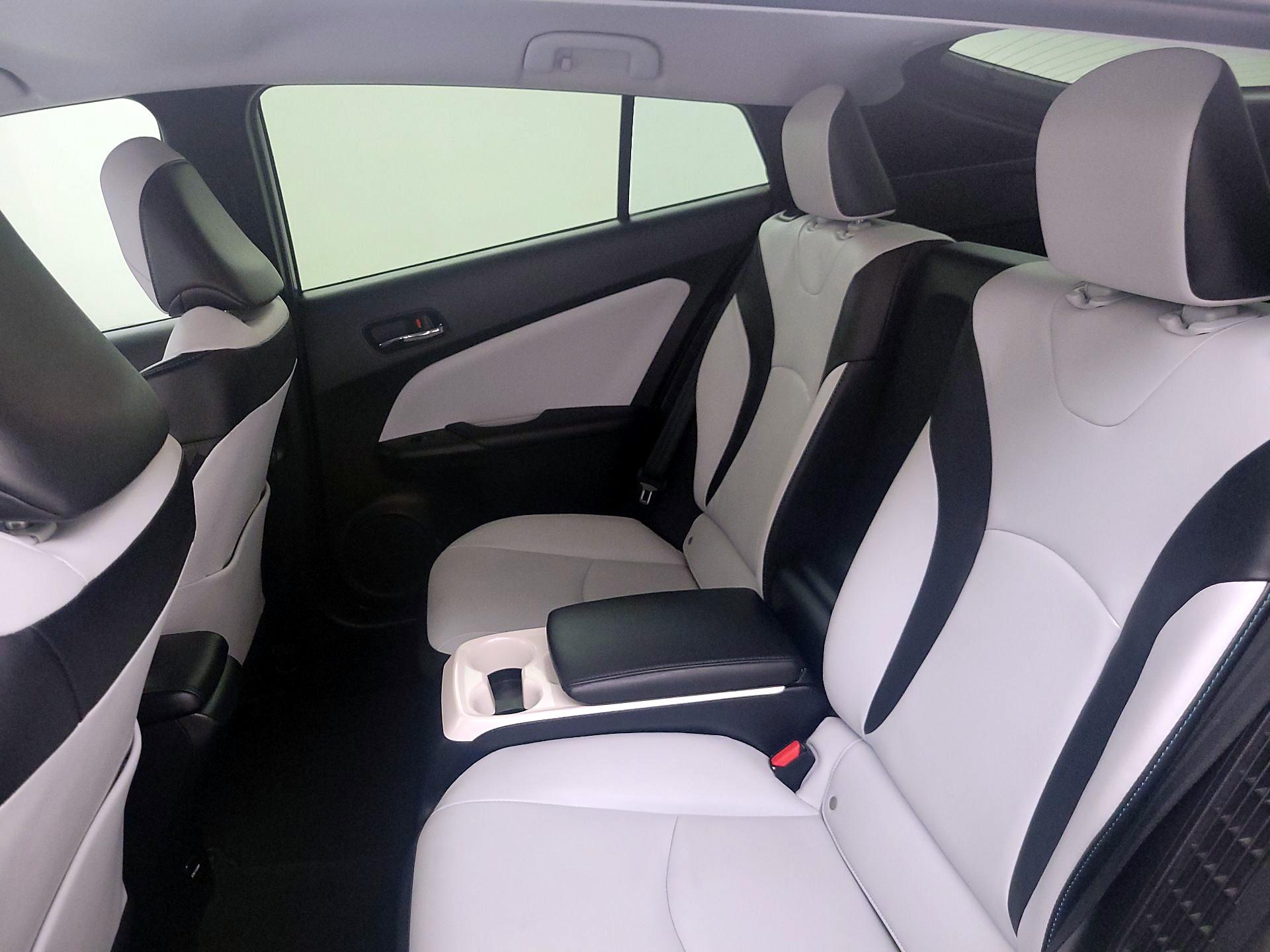 Thumbnail: 2019 Toyota Prius Prime - 20