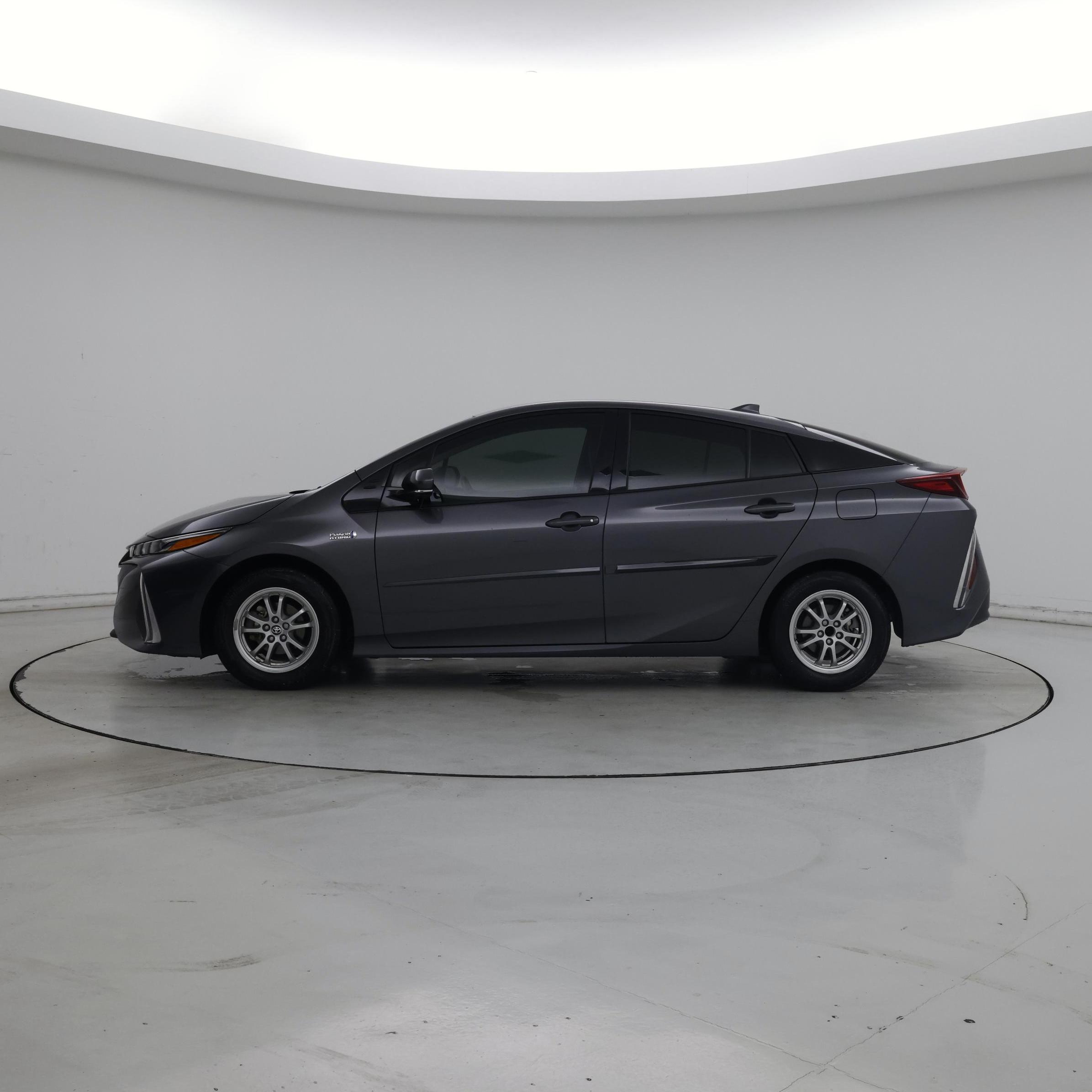 Thumbnail: 2019 Toyota Prius Prime - 3