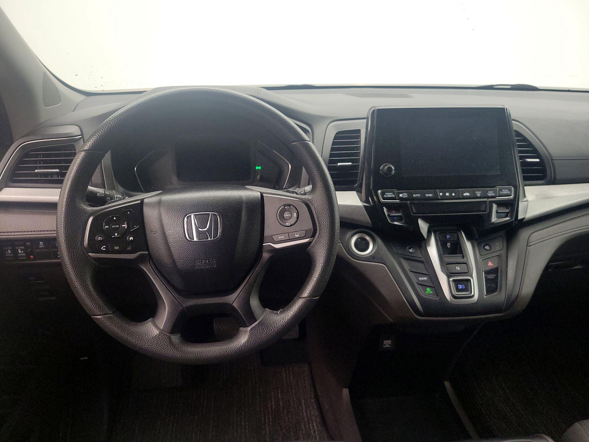 Thumbnail: 2018 Honda Odyssey - 10