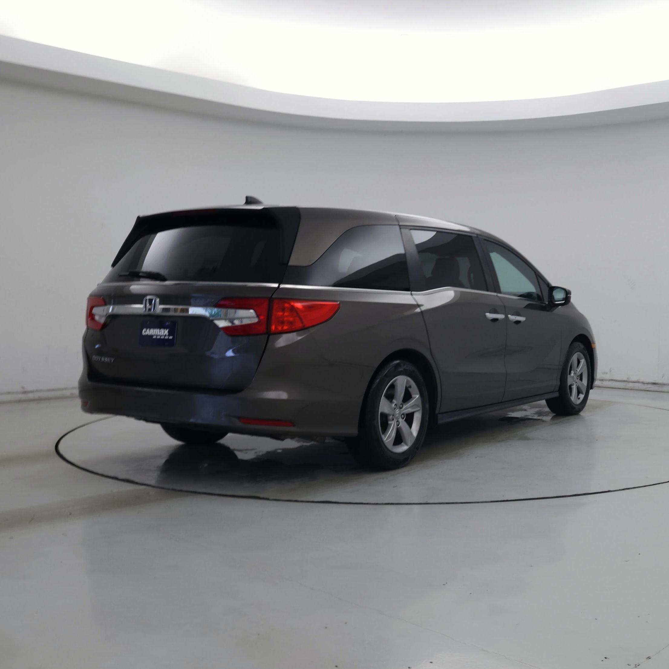 Thumbnail: 2018 Honda Odyssey - 8