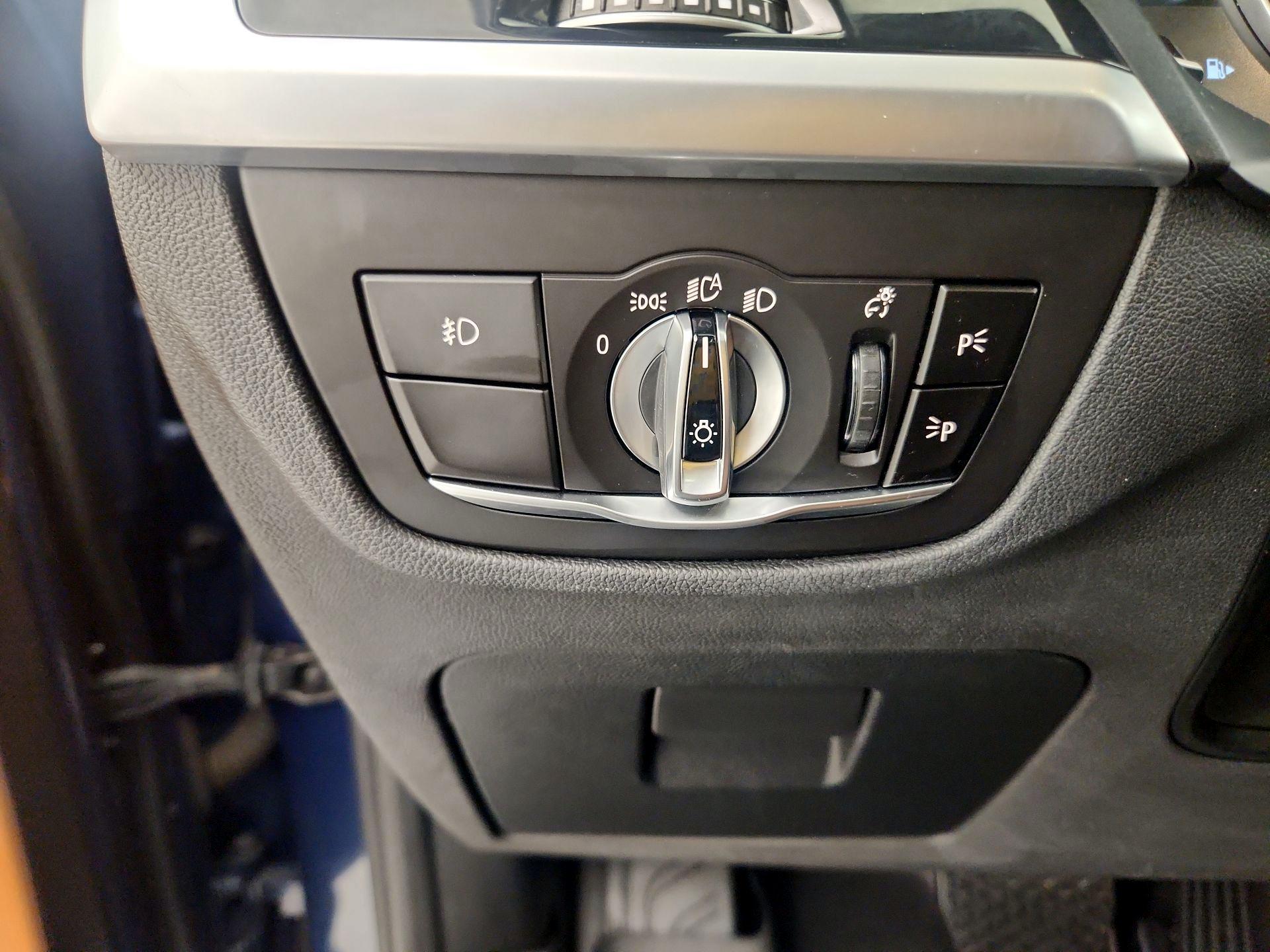 Thumbnail: 2019 BMW X3 - 13