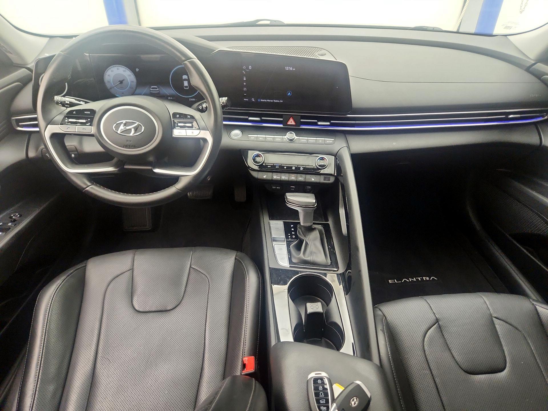 Thumbnail: 2023 Hyundai Elantra - 9