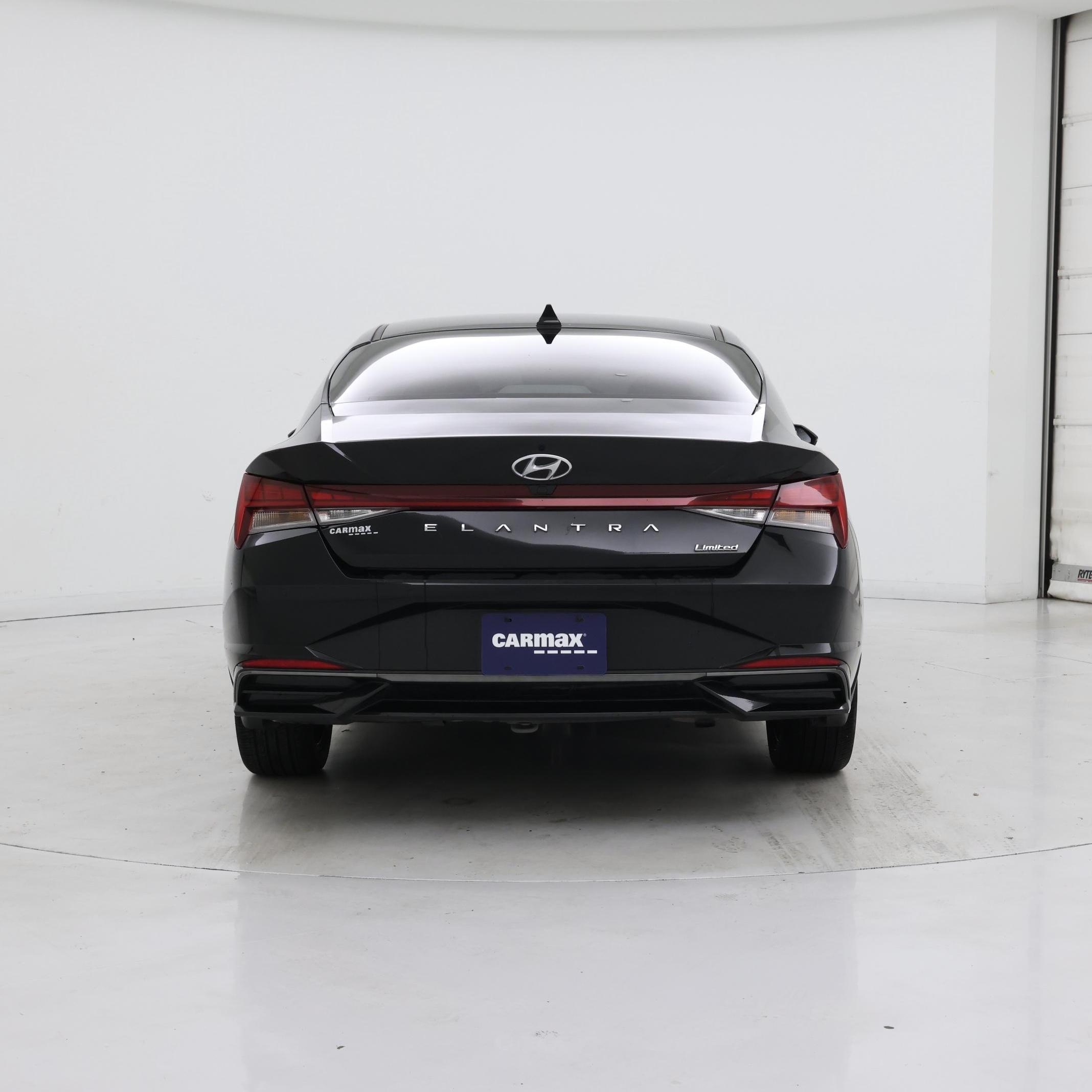 Thumbnail: 2023 Hyundai Elantra - 6