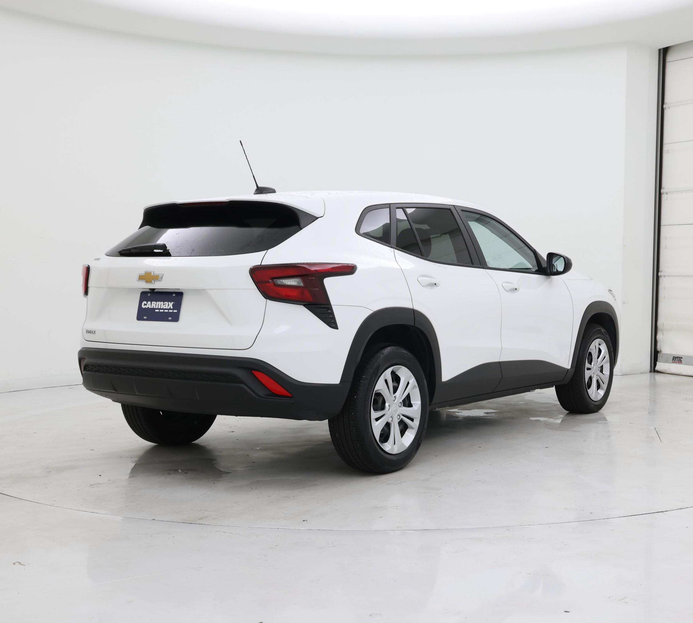 Thumbnail: 2024 Chevrolet Trax - 8