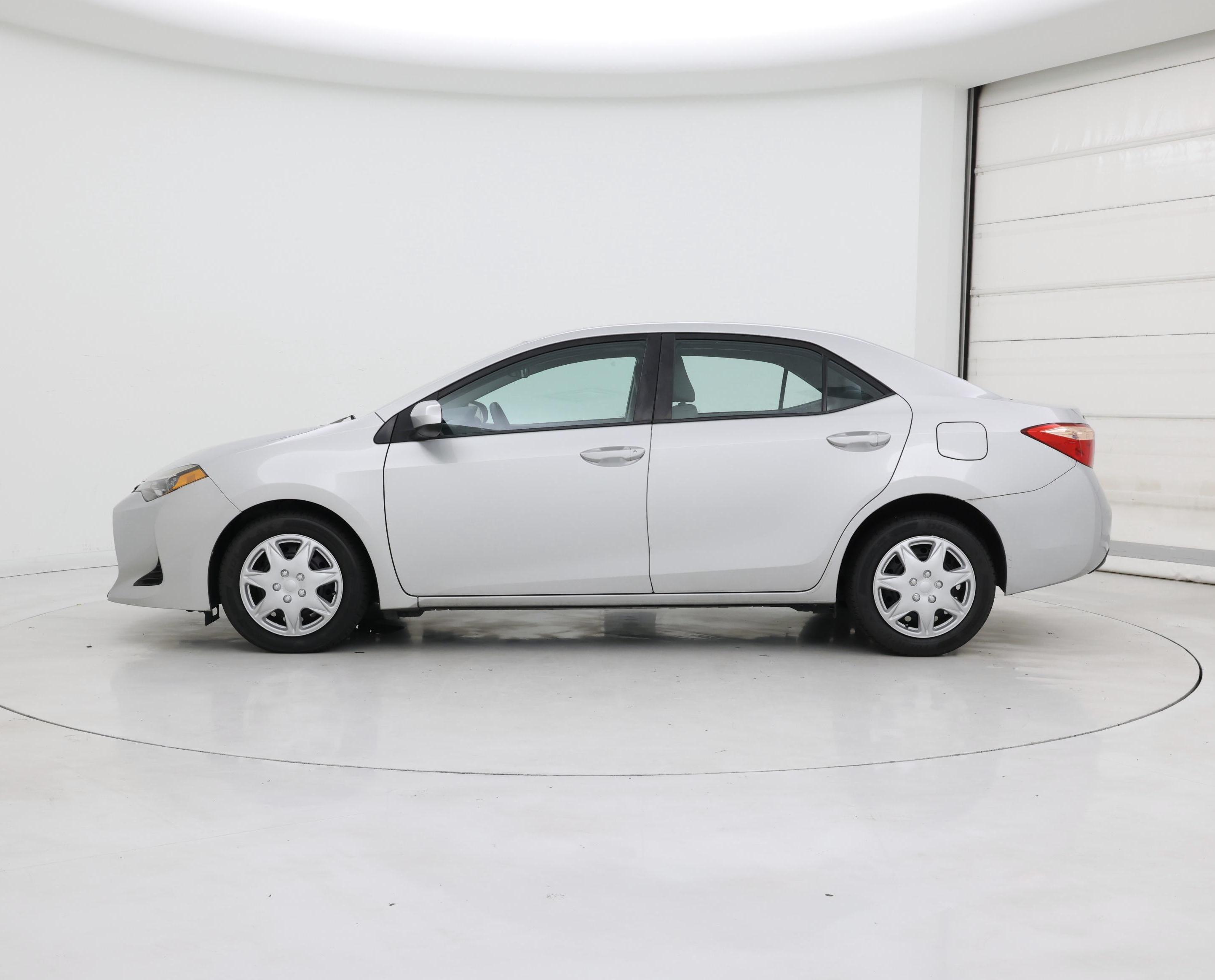 Thumbnail: 2019 Toyota Corolla - 3