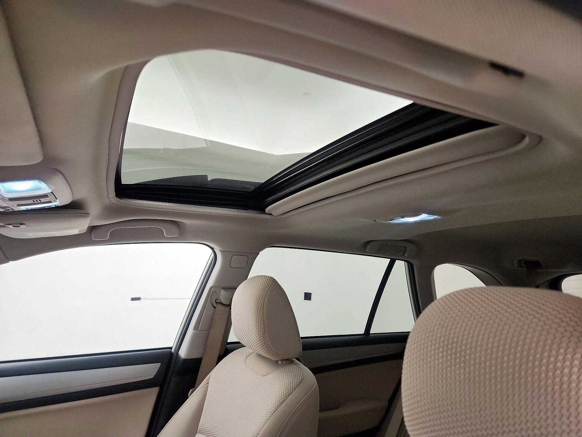 Thumbnail: 2018 Subaru Outback - 20