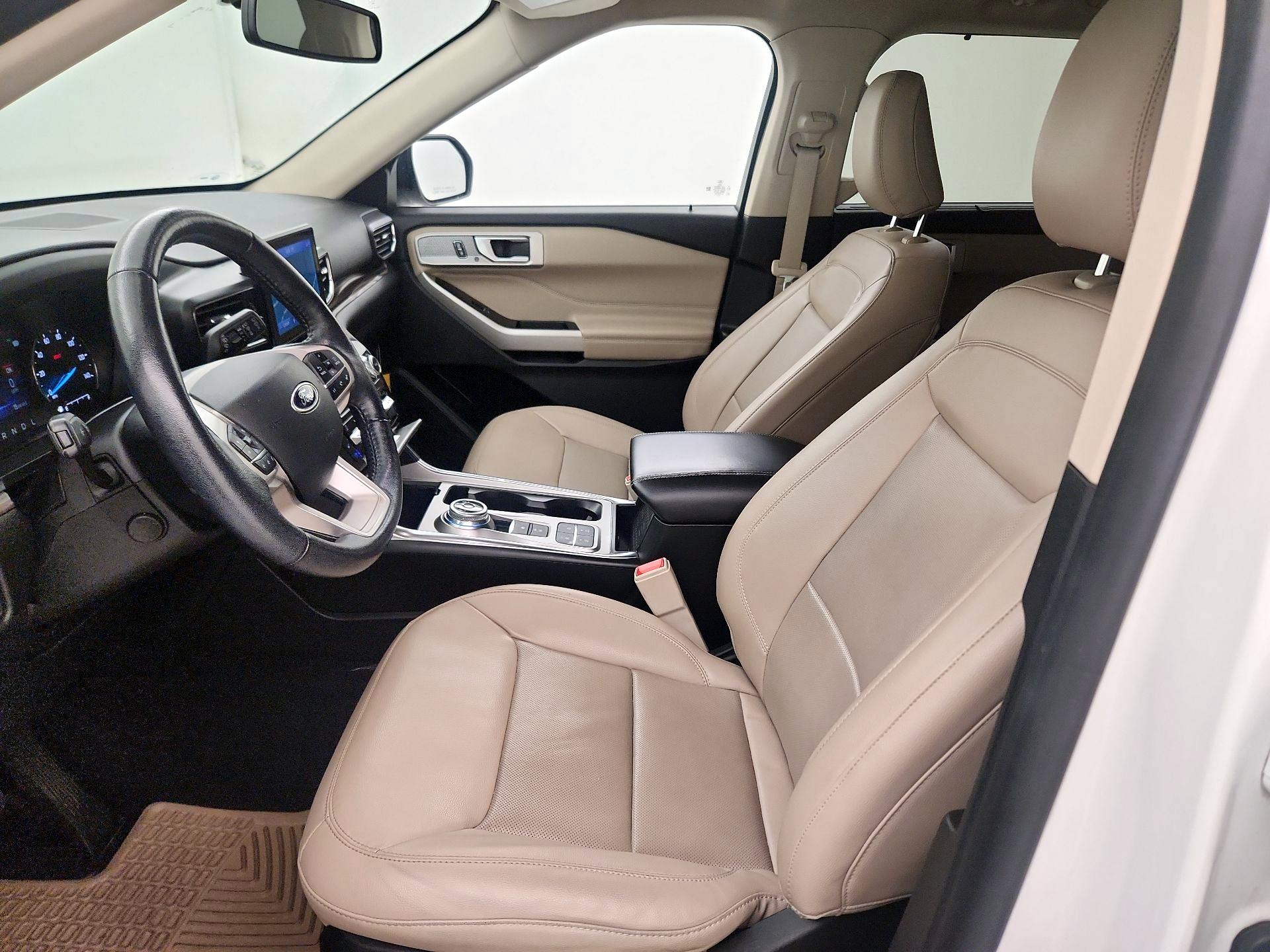 Thumbnail: 2021 Ford Explorer - 11
