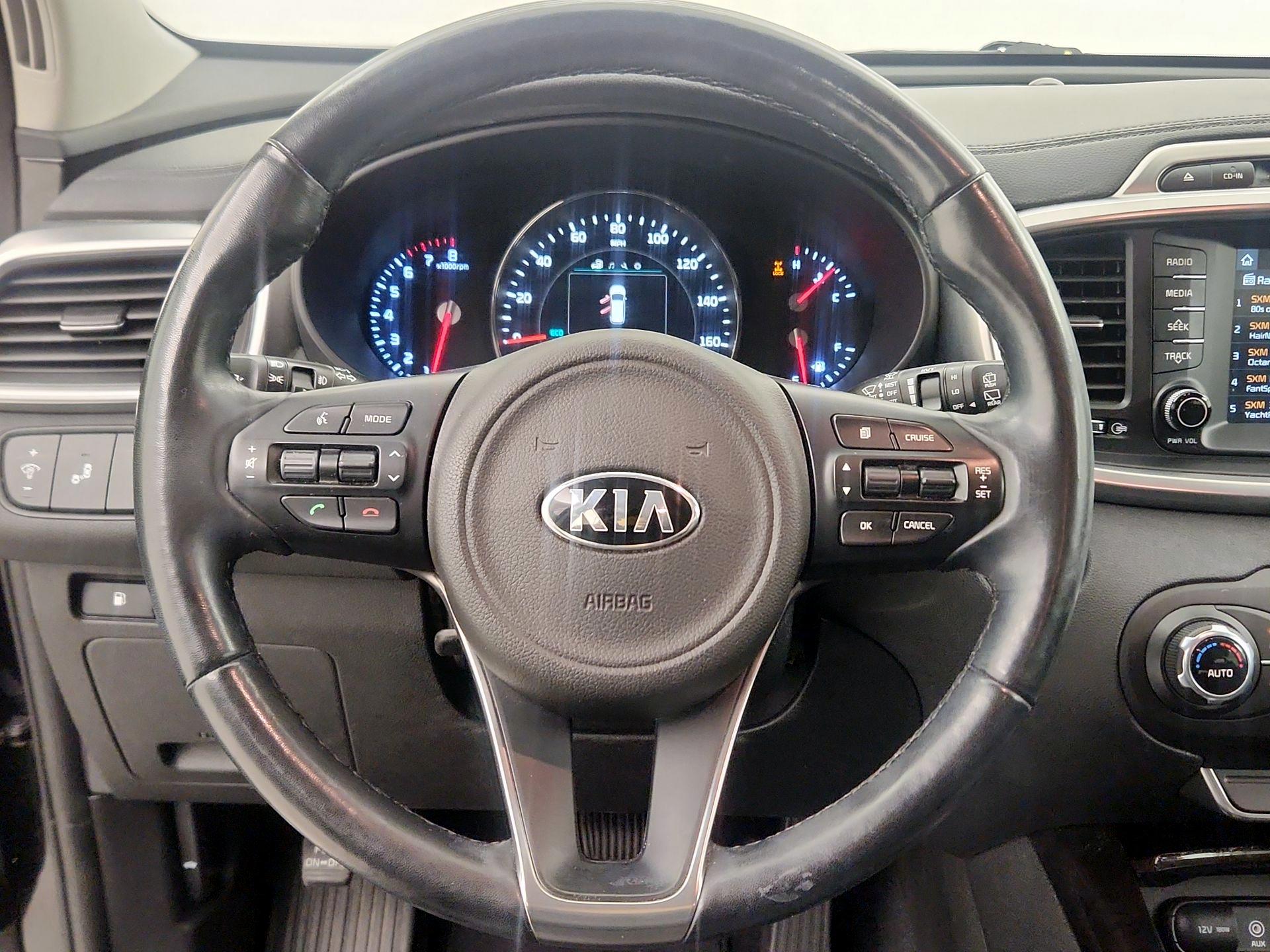 Thumbnail: 2018 Kia Sorento - 10