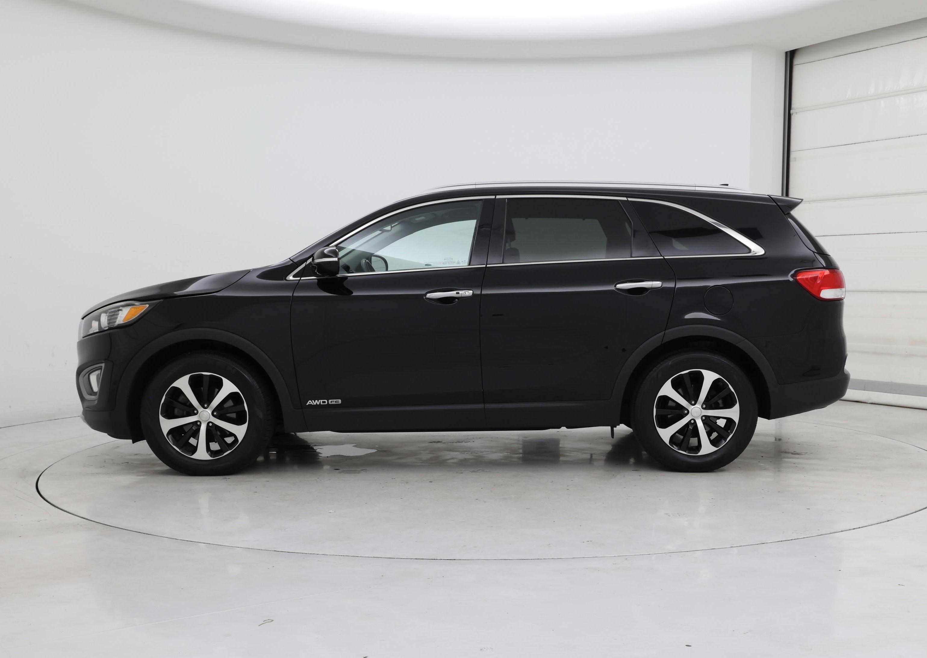Thumbnail: 2018 Kia Sorento - 3