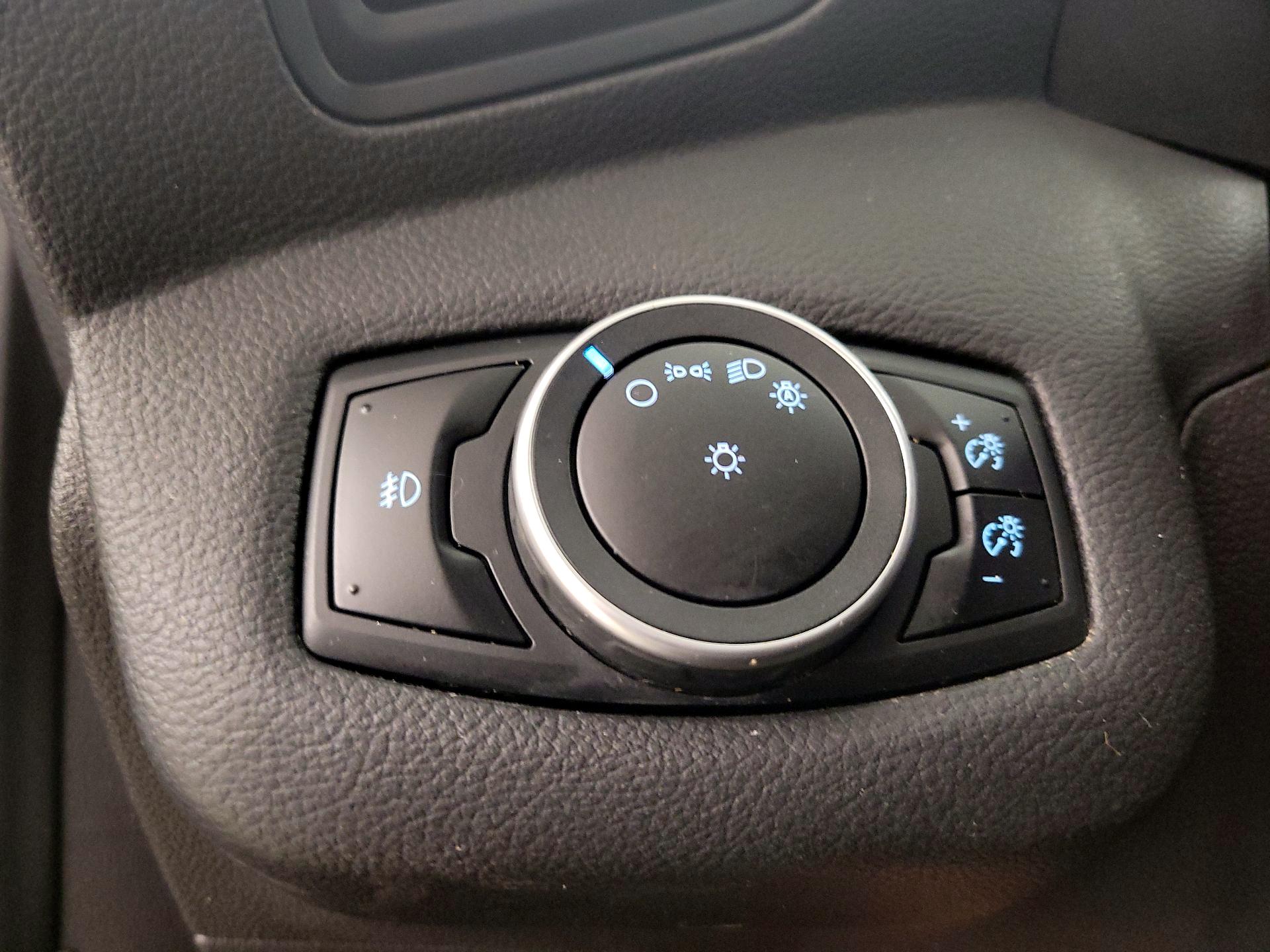 Thumbnail: 2016 Ford Escape - 11