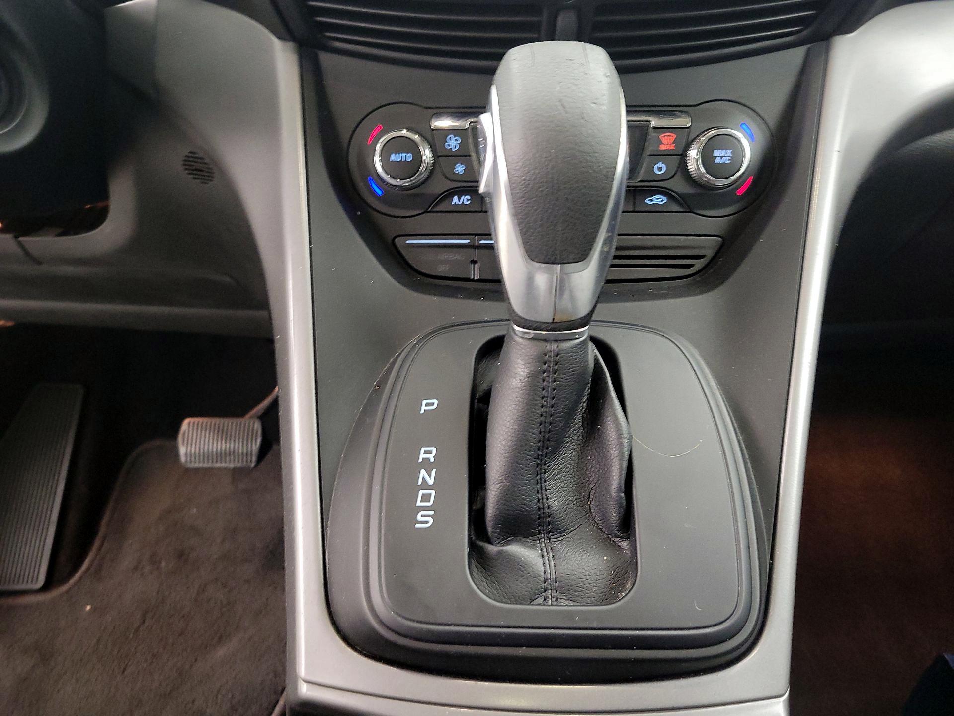 Thumbnail: 2016 Ford Escape - 15