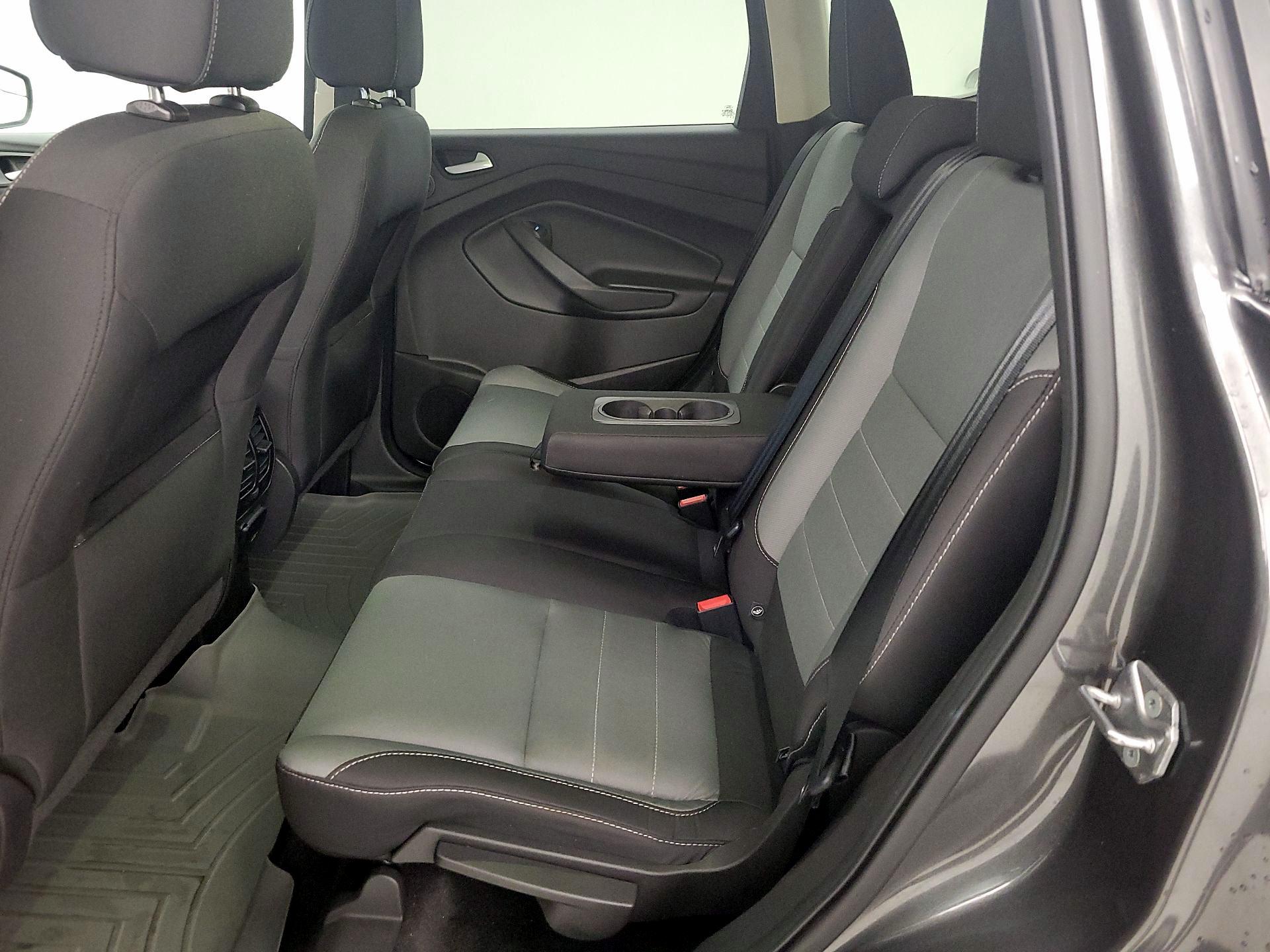 Thumbnail: 2016 Ford Escape - 17