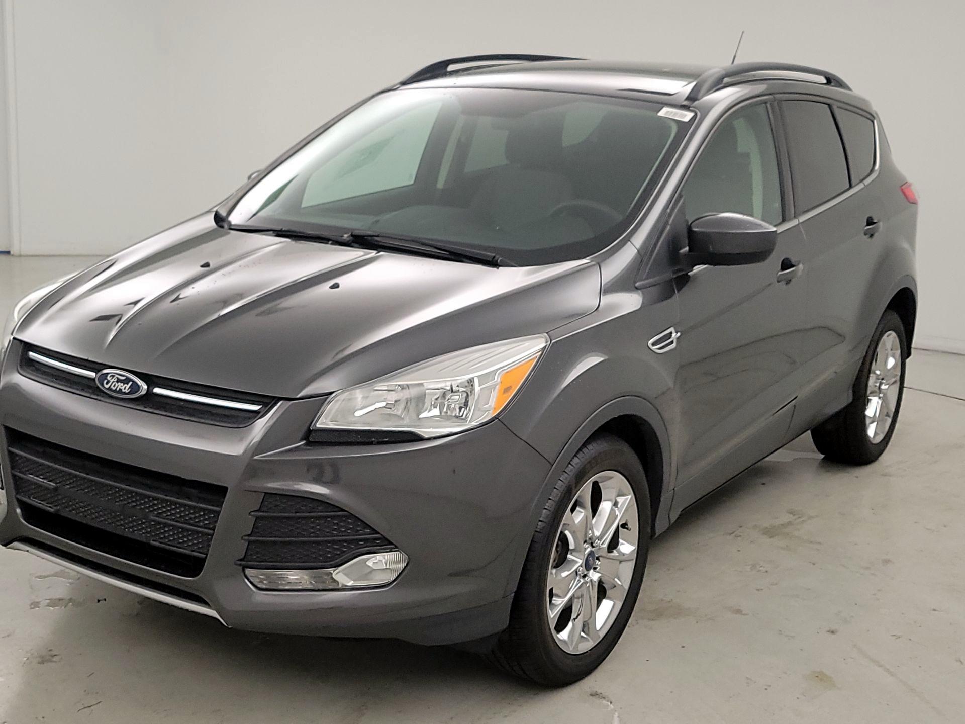 Thumbnail: 2016 Ford Escape - 3