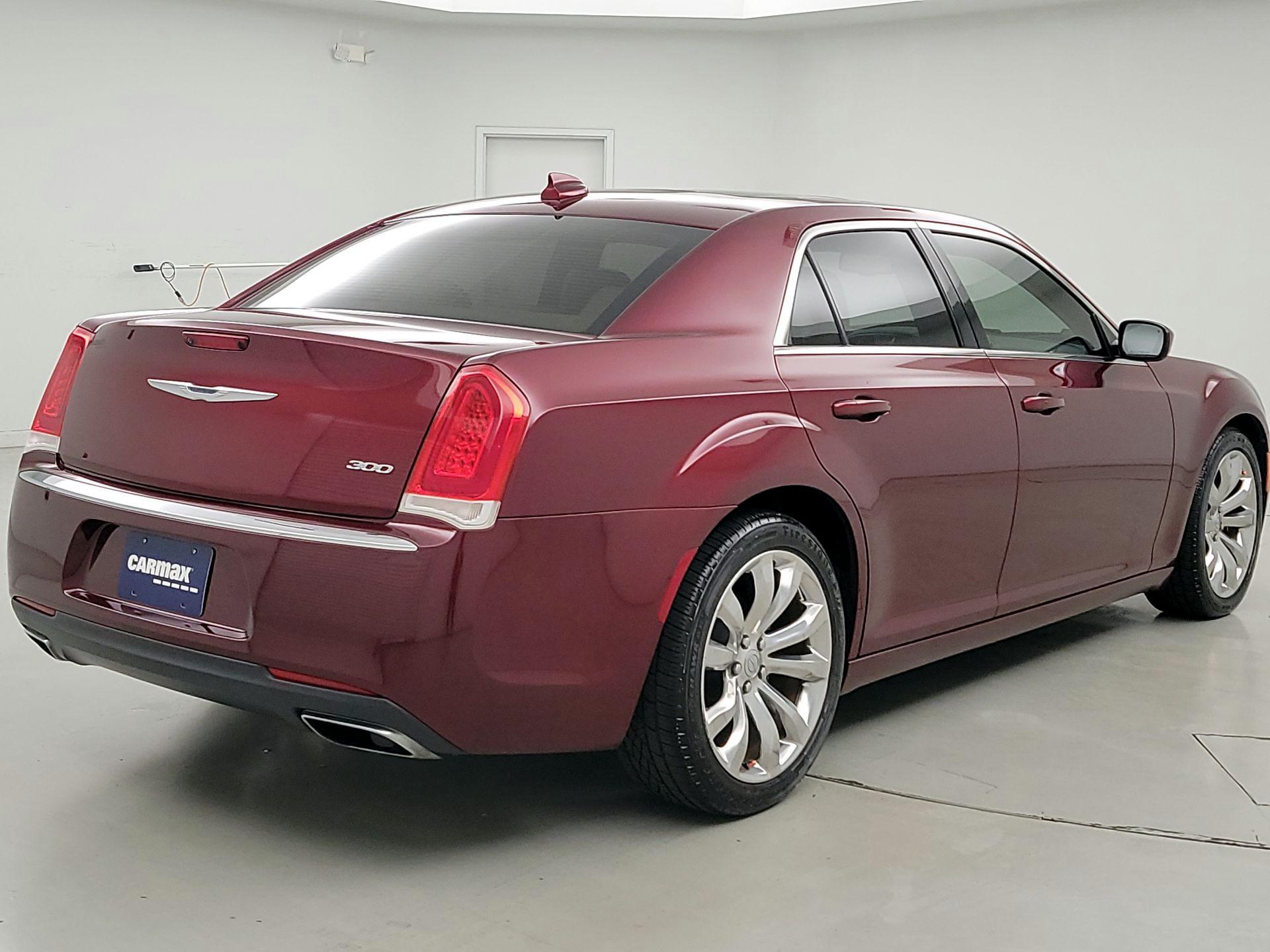 Thumbnail: 2016 Chrysler 300 - 5