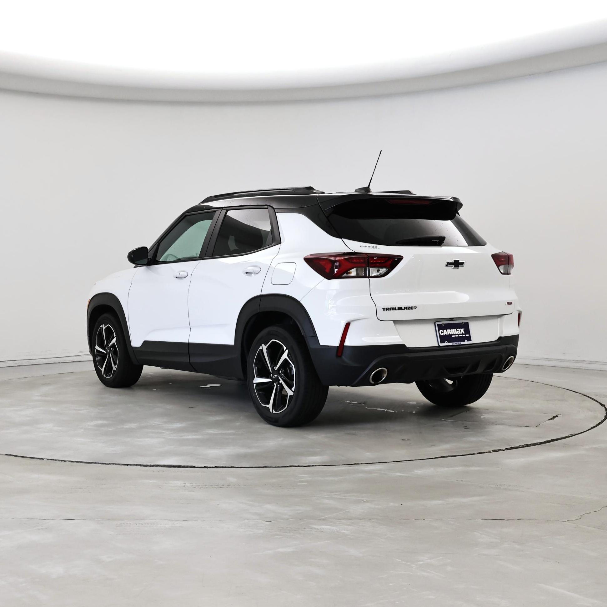 Thumbnail: 2023 Chevrolet TrailBlazer - 2