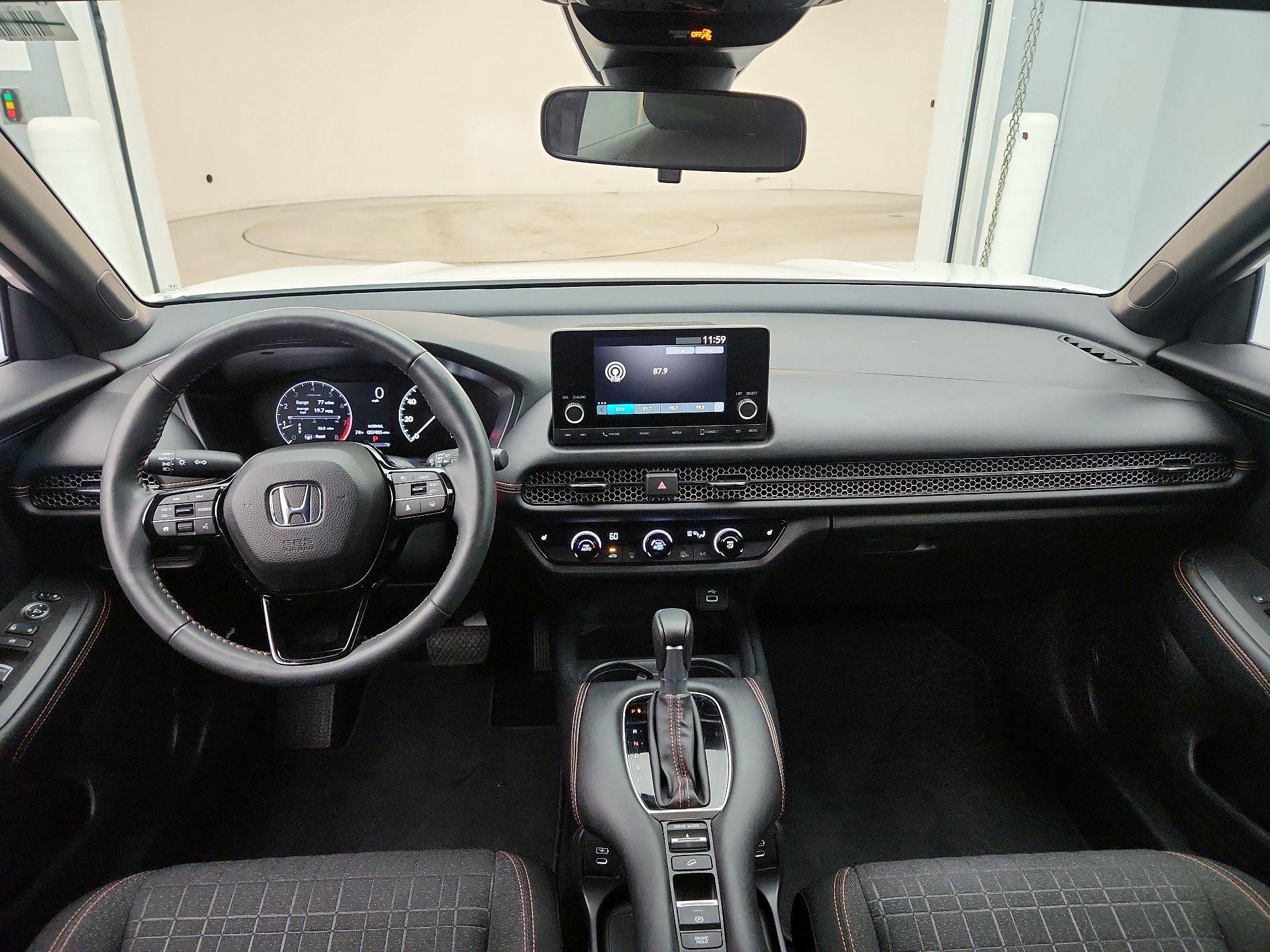 Thumbnail: 2025 Honda HR-V - 9