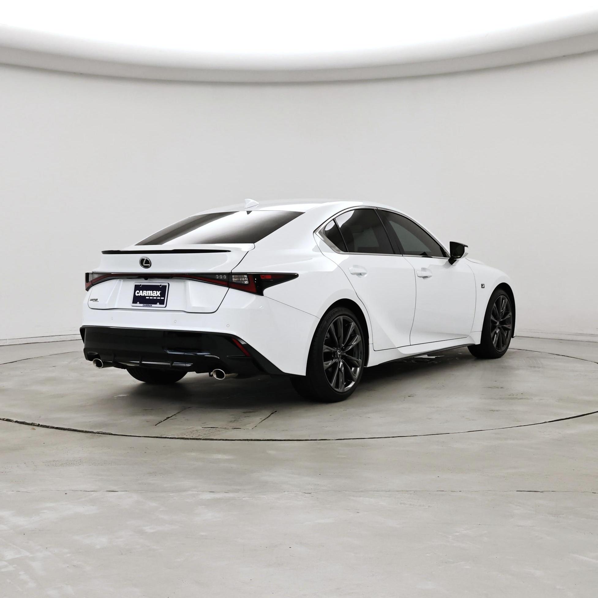 Thumbnail: 2024 Lexus IS - 8