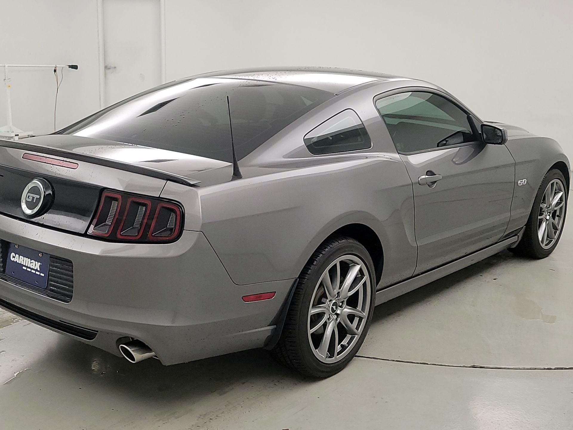 Thumbnail: 2013 Ford Mustang - 5