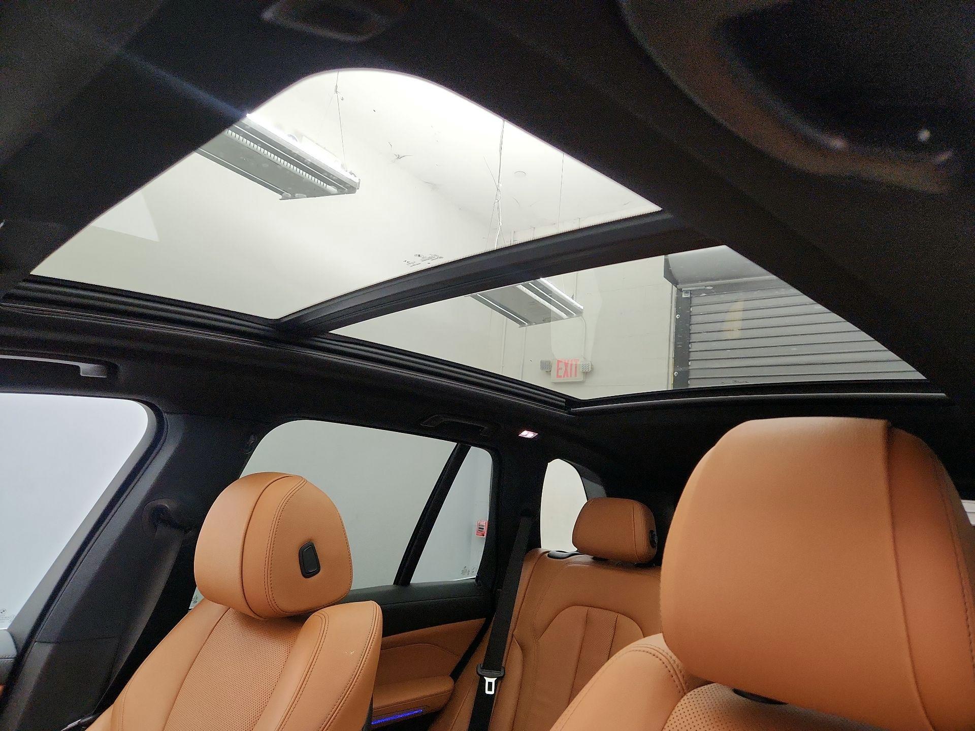 Thumbnail: 2021 BMW X5 - 20