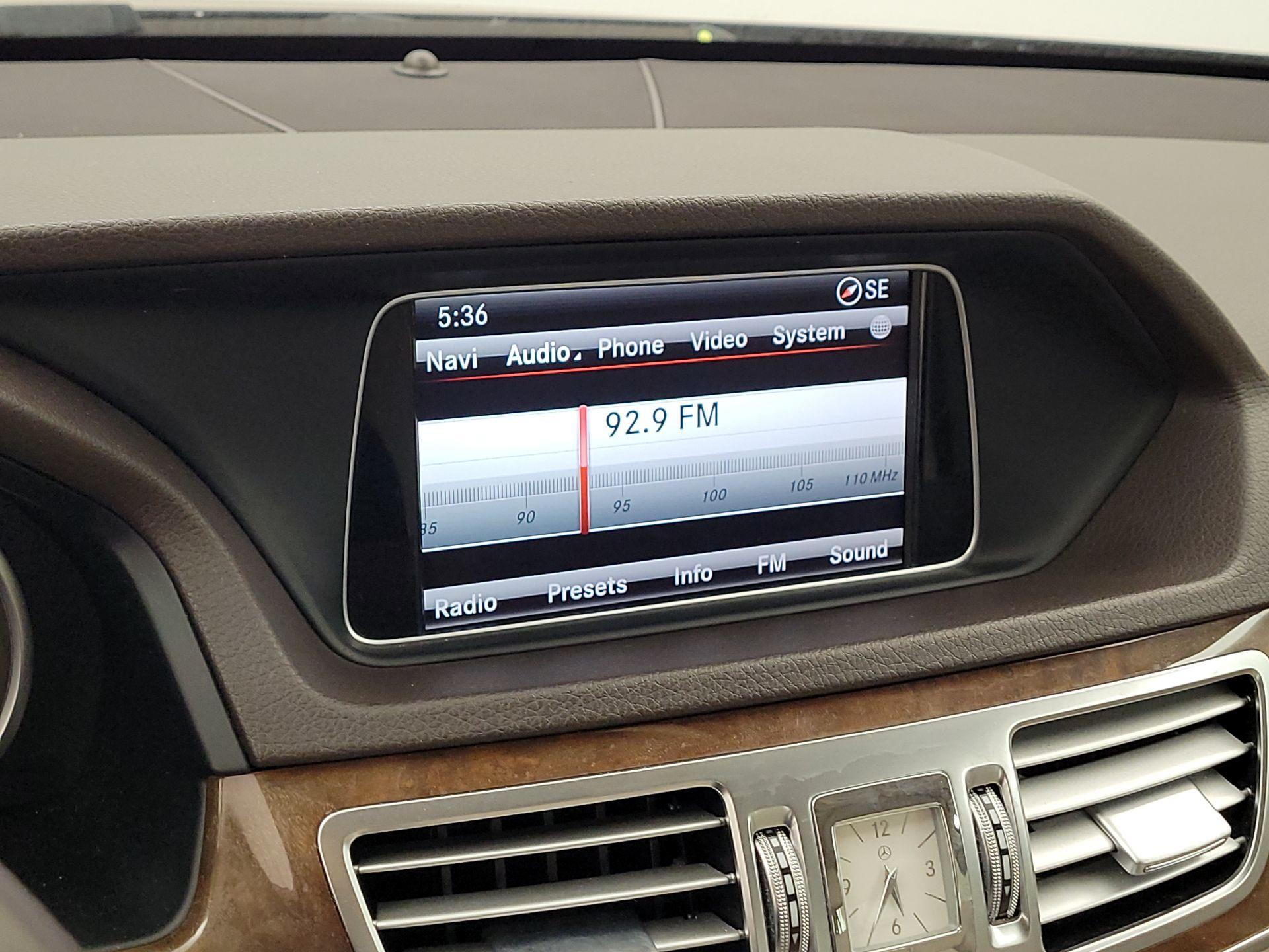 Thumbnail: 2015 Mercedes-Benz E-Class - 15