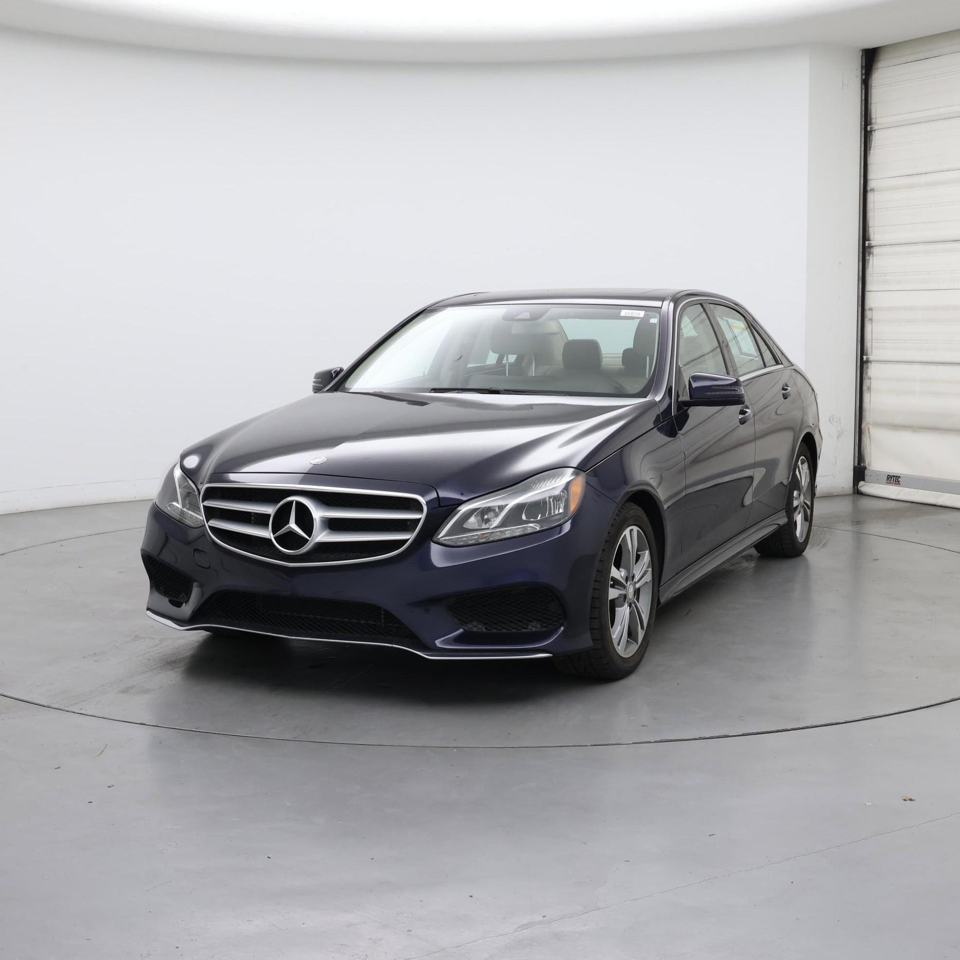 Thumbnail: 2015 Mercedes-Benz E-Class - 4