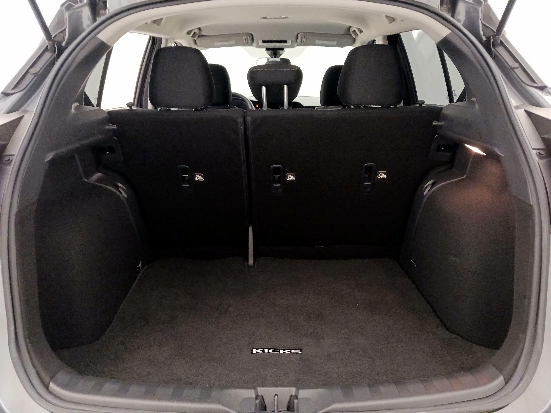 Thumbnail: 2021 Nissan Kicks - 20