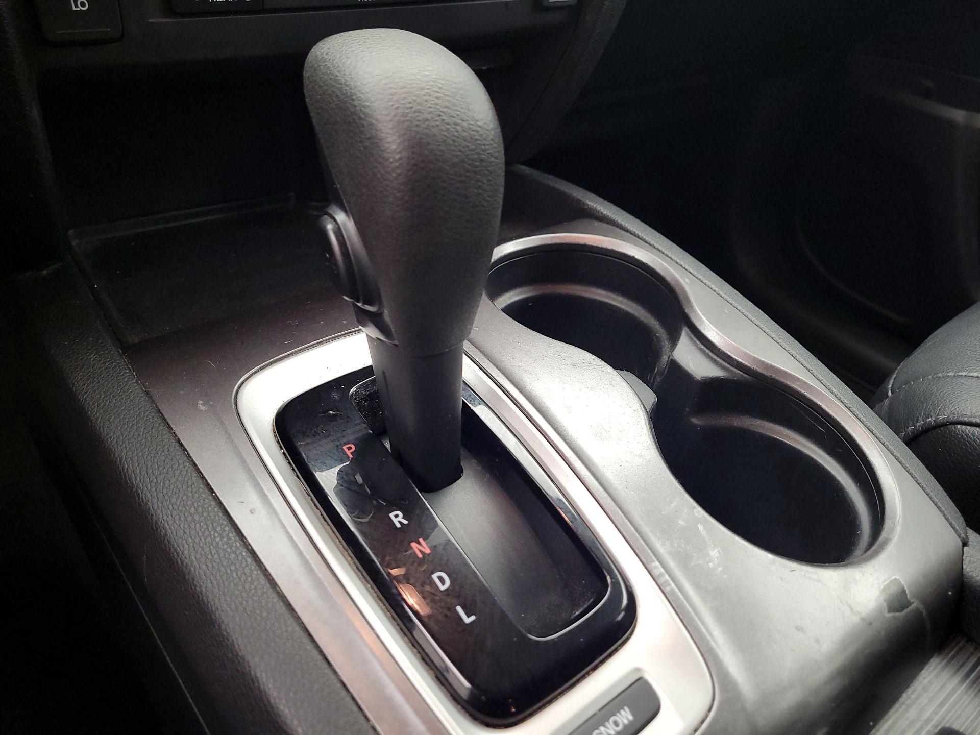 Thumbnail: 2016 Honda Pilot - 15