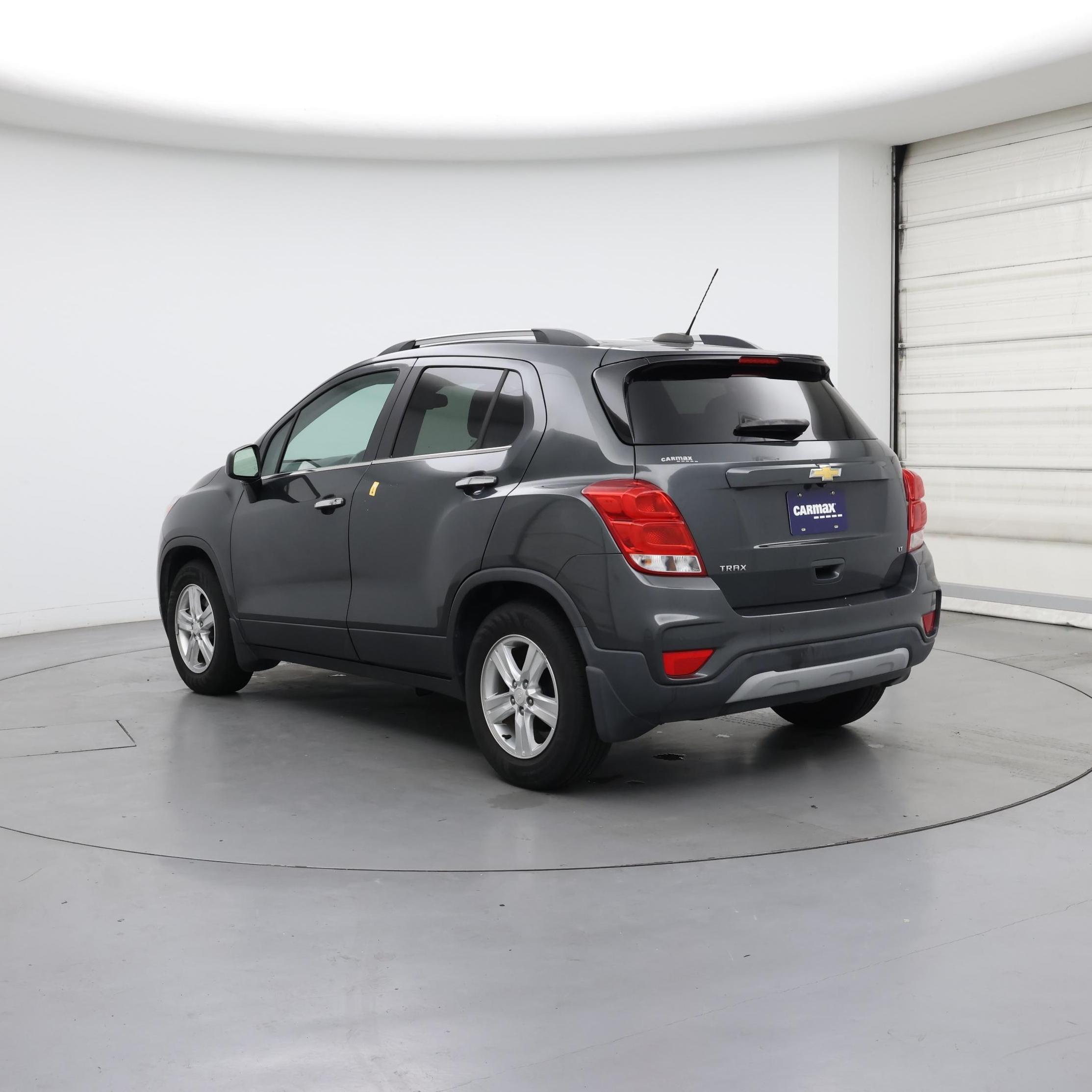 Thumbnail: 2019 Chevrolet Trax - 2