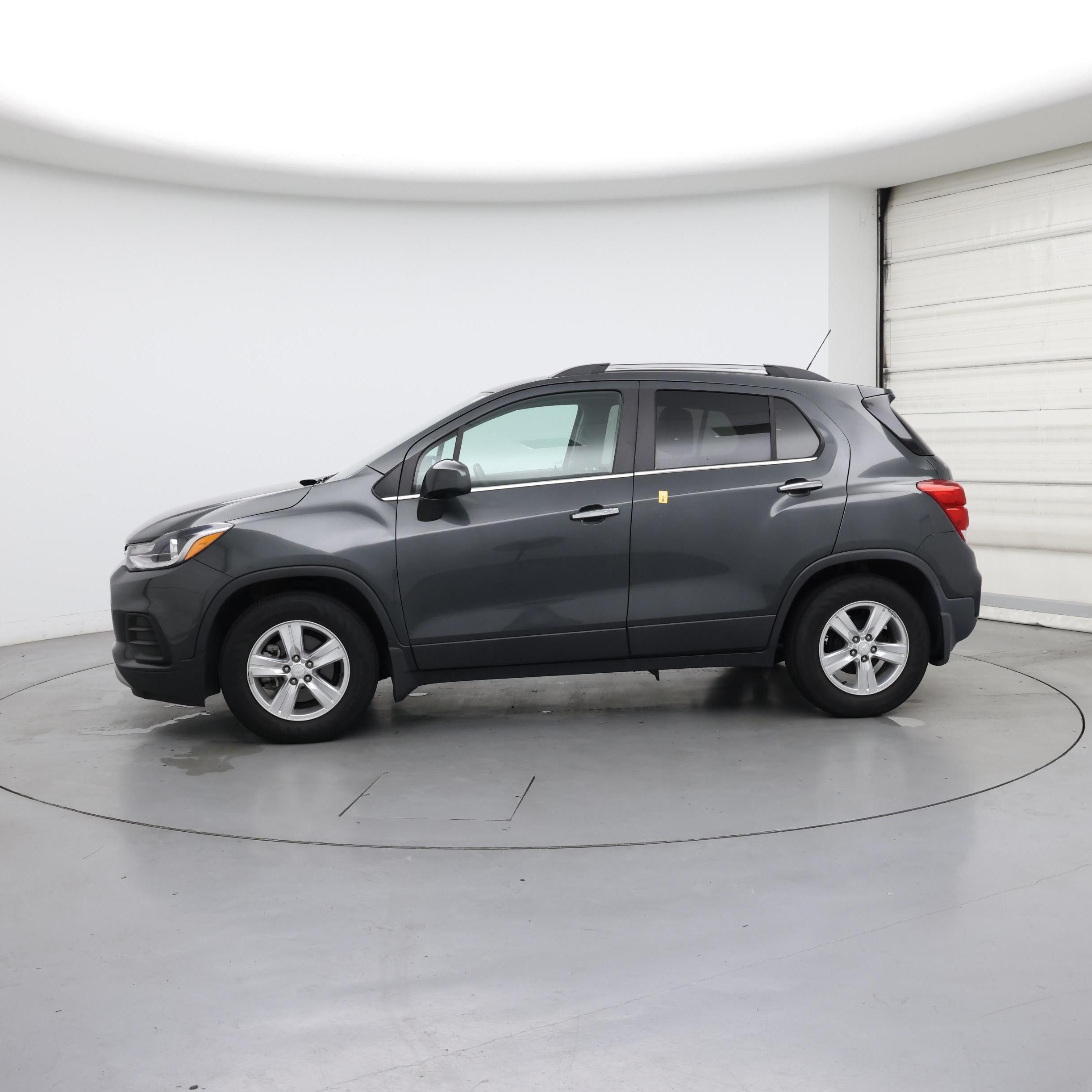 Thumbnail: 2019 Chevrolet Trax - 3