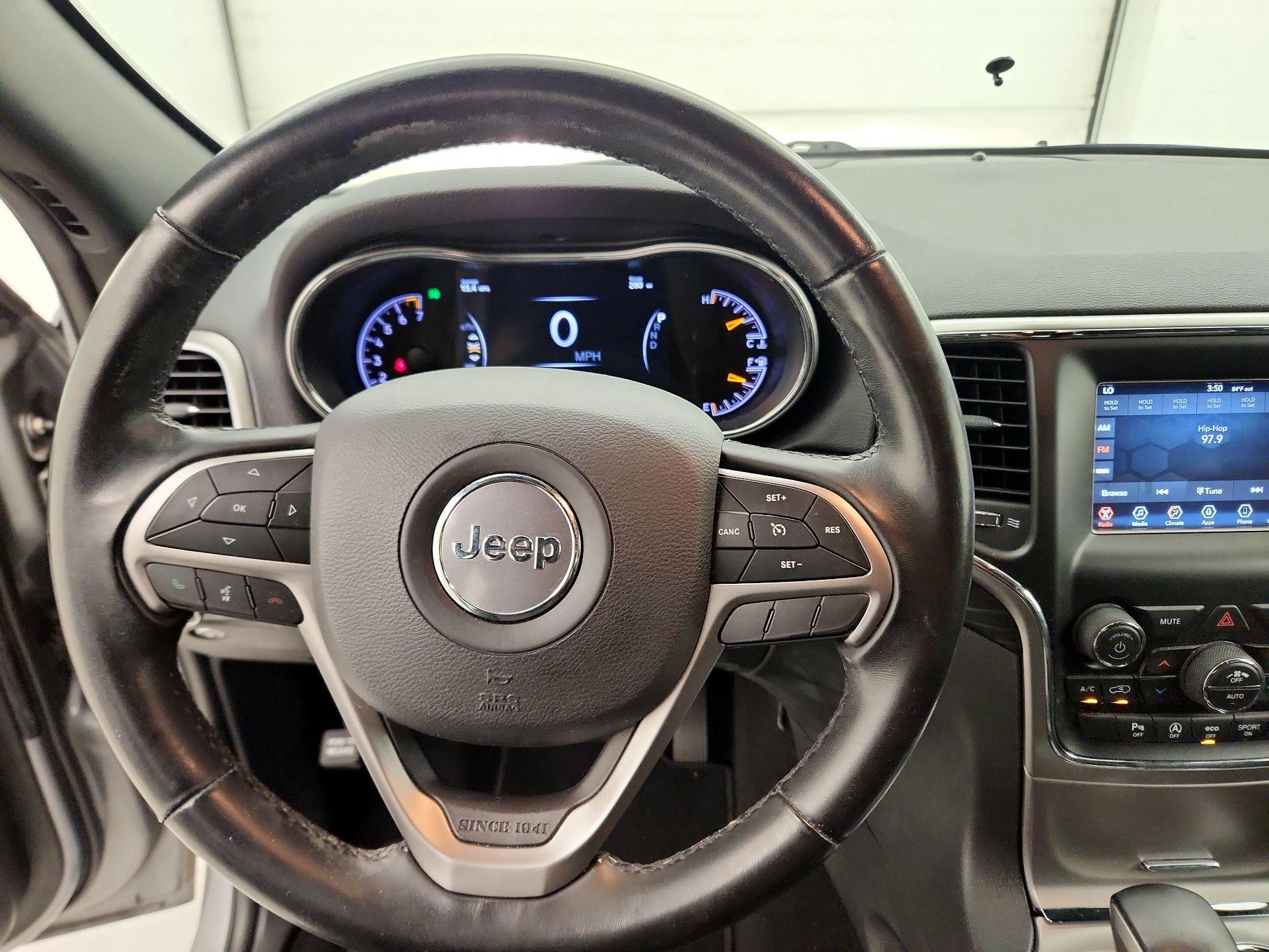 Thumbnail: 2020 Jeep Grand Cherokee - 10