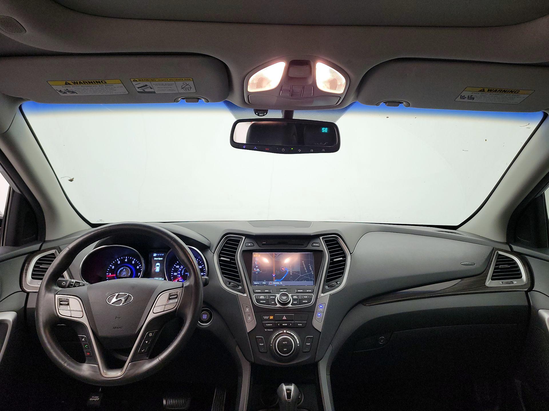 Thumbnail: 2015 Hyundai Santa Fe - 9