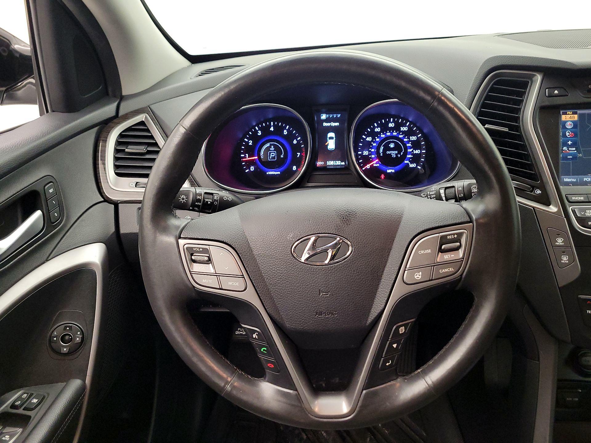Thumbnail: 2015 Hyundai Santa Fe - 10