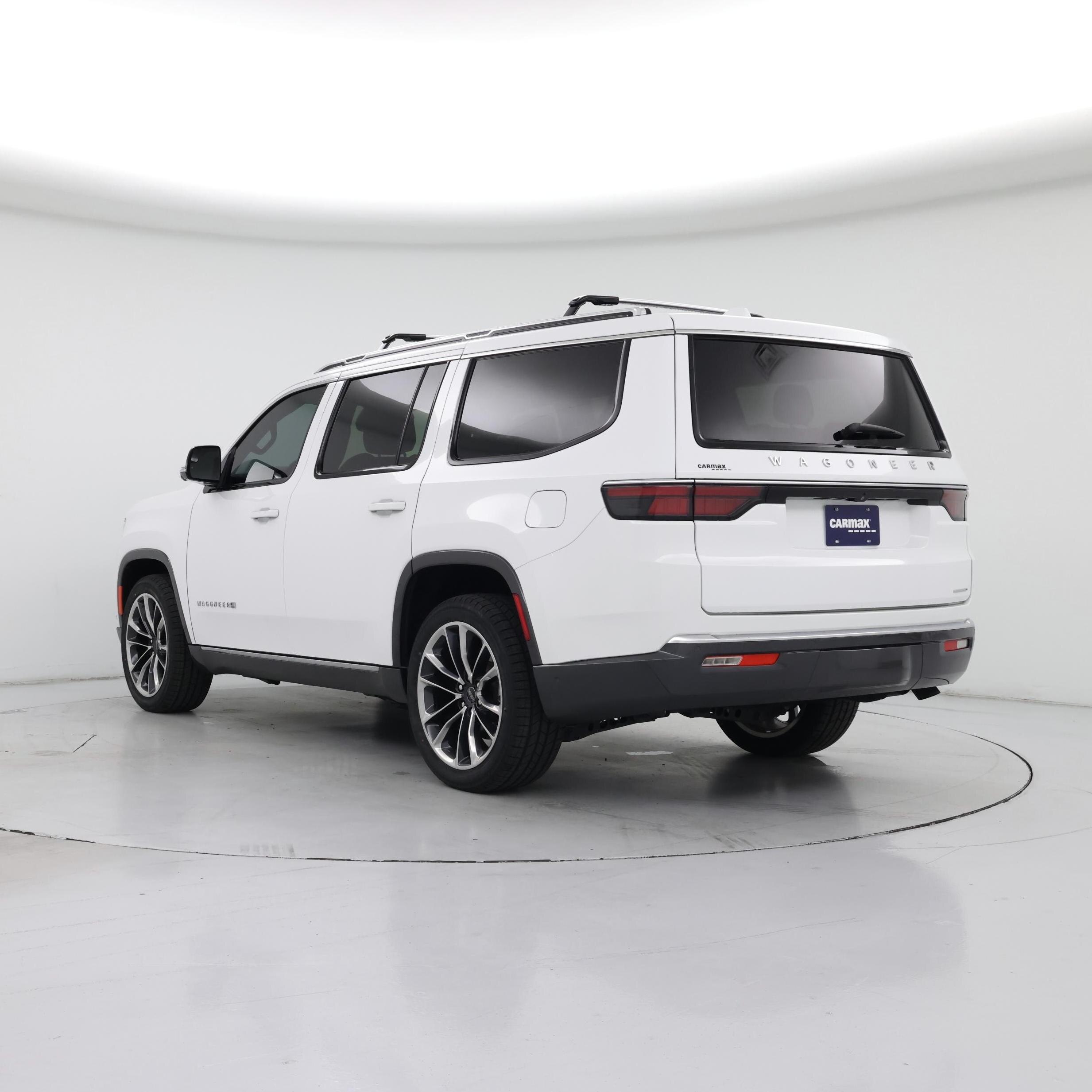 Thumbnail: 2022 Jeep Wagoneer - 2
