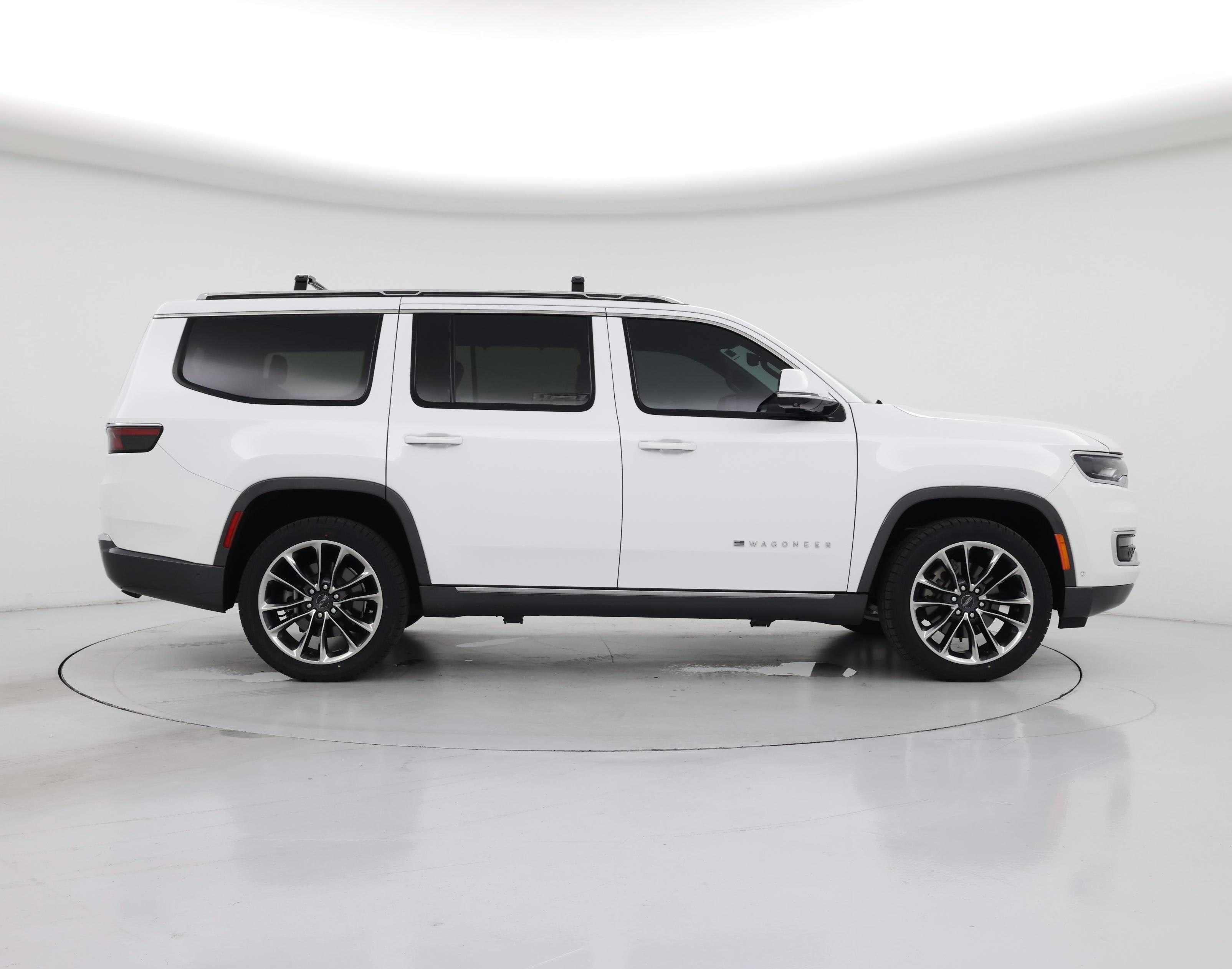 Thumbnail: 2022 Jeep Wagoneer - 7