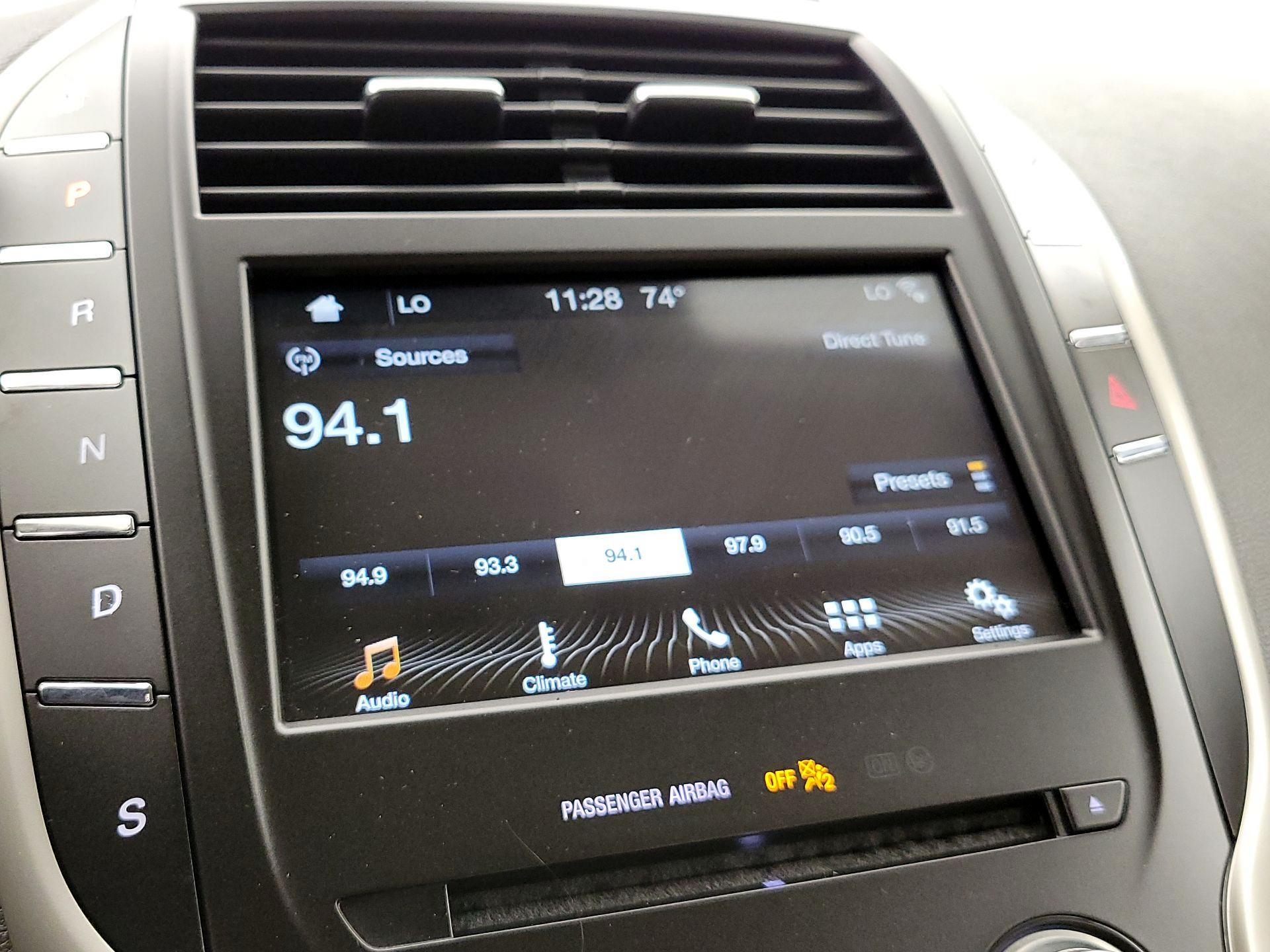 Thumbnail: 2018 Lincoln MKC - 15