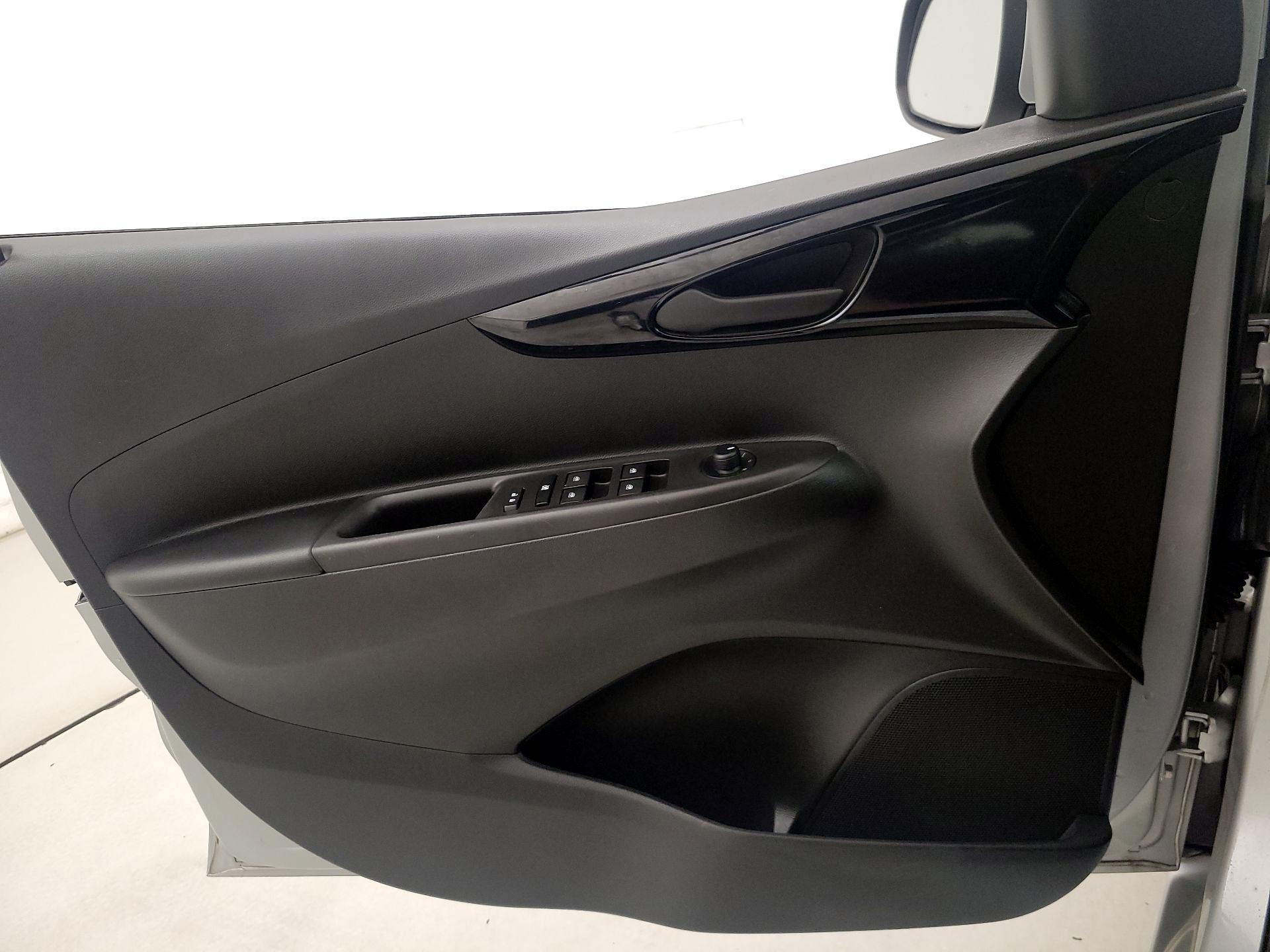 Thumbnail: 2018 Chevrolet Spark - 12
