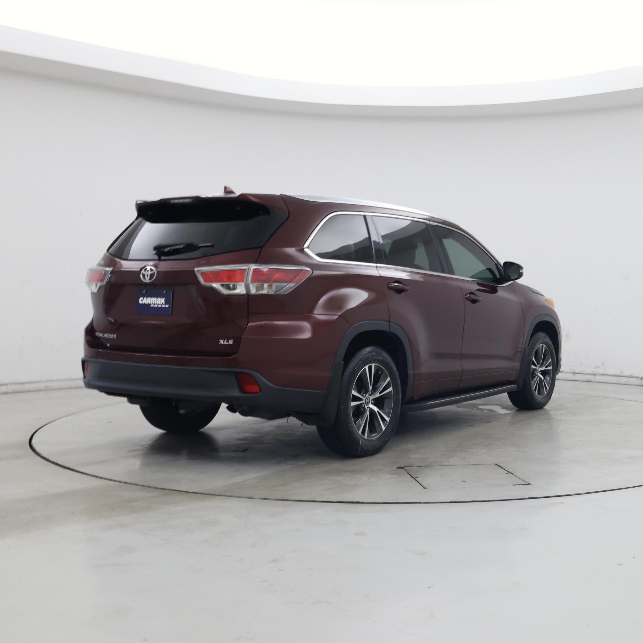 Thumbnail: 2016 Toyota Highlander - 8