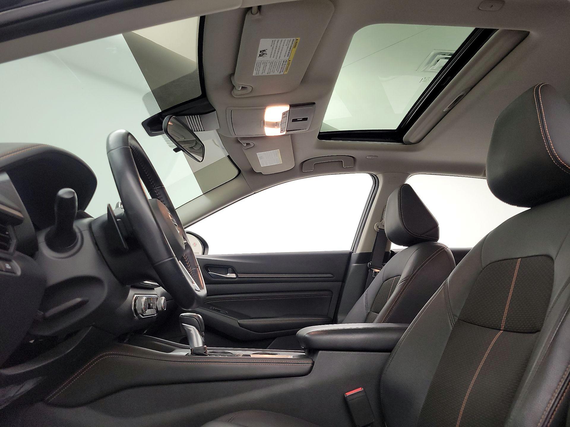 Thumbnail: 2020 Nissan Altima - 19