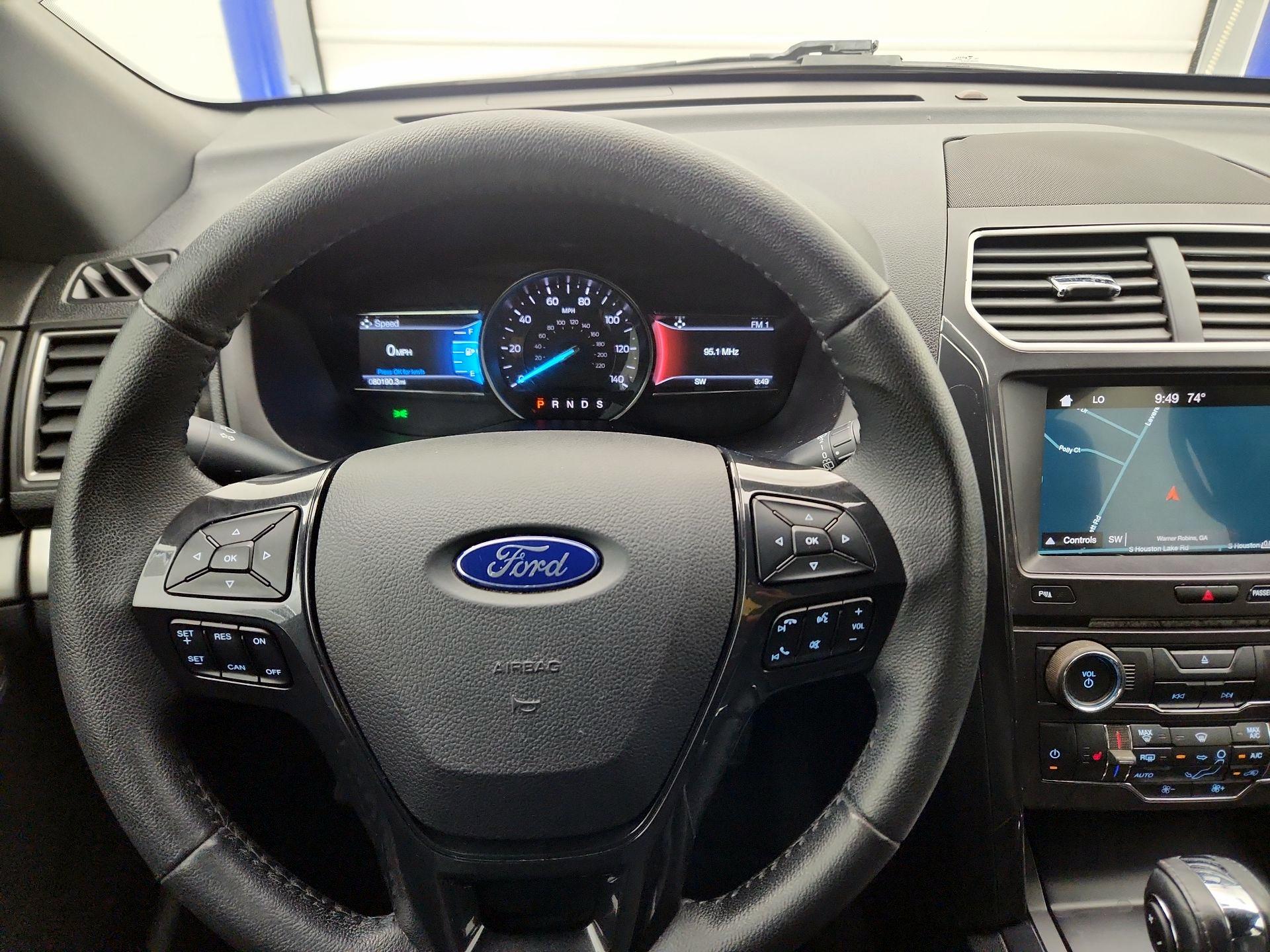 Thumbnail: 2018 Ford Explorer - 10